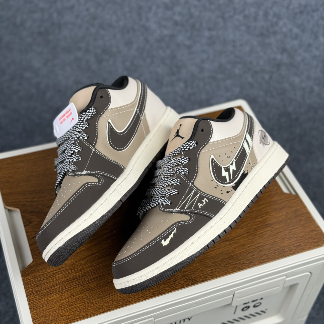 Nike Air Jordan 1 Low AJ1乔1低帮休闲板鞋 LR8888-018-Top High Quatity Cheap Sneakers Fashion Clothing Clothes Bags handbags Shoes of all Brand wholesale With The best Quality And Beautiful Price from China Factory Chinese suppliers wholesaler seller Nike Air Jordan 1 Low AJ1乔1低帮休闲板鞋 LR8888-018