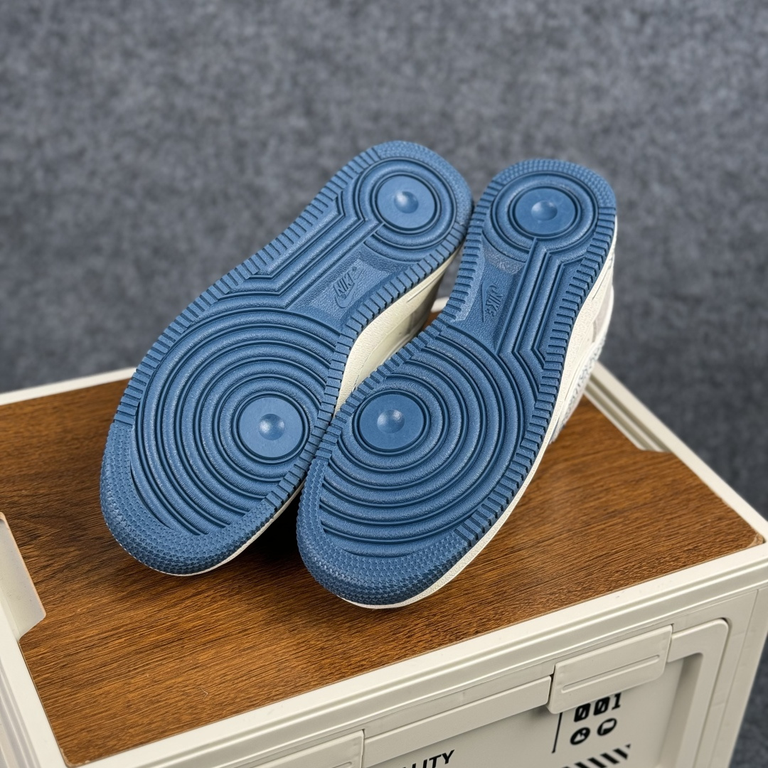 Nike Air Force 1'07 Low 联名定制款 空军一号低帮休闲板鞋 SS1979-010