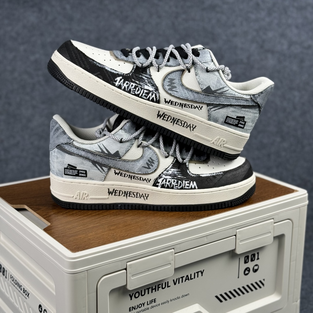 Nike Air Force 1'07 Low ”Dark Gothic Graffiti” 手绘涂鸦 暗黑涂鸦 空军一号低帮休闲板鞋 FB0607-110-Top High Quatity Cheap Sneakers Fashion Clothing Clothes Bags handbags Shoes of all Brand wholesale With The best Quality And Beautiful Price from China Factory Chinese suppliers wholesaler seller Nike Air Force 1'07 Low ”Dark Gothic Graffiti” 手绘涂鸦 暗黑涂鸦 空军一号低帮休闲板鞋 FB0607-110