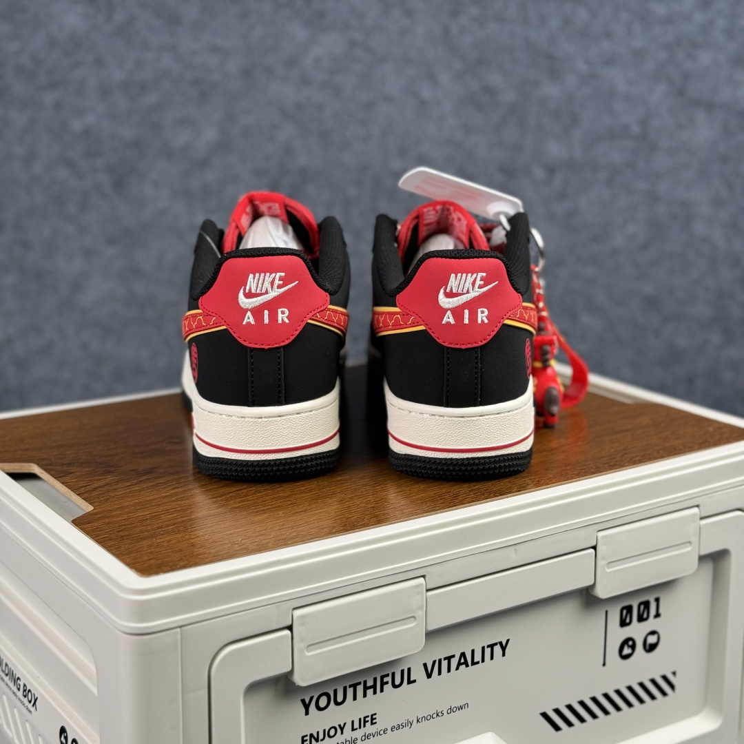 NIke Air Force 1'07 Low 马年限定 汗血宝马 空军一号低帮休闲板鞋 HT5088-612