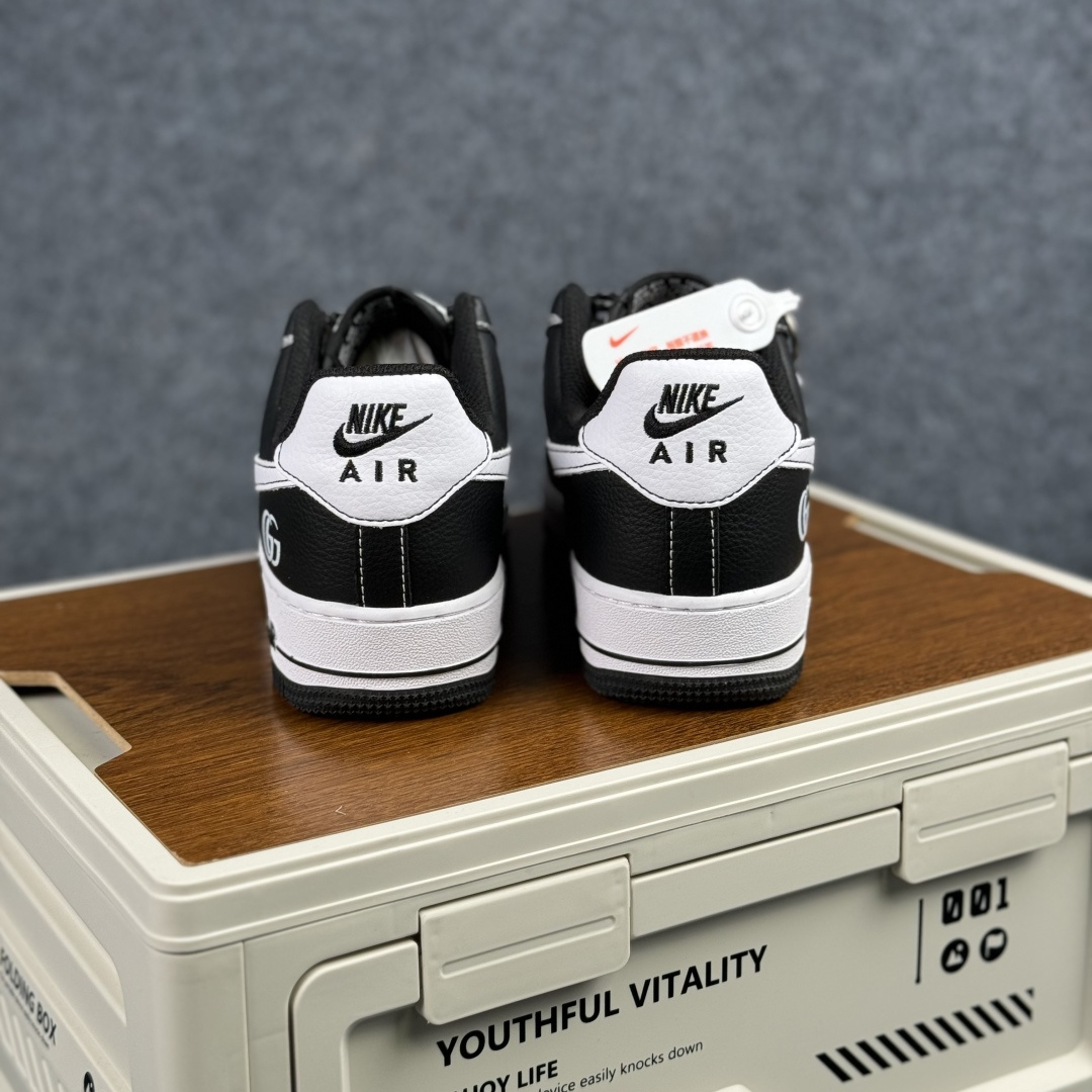 NIke Air Force 1 '07 Low “古驰联名-熊猫黑白”空军一号 低帮 运动鞋 休闲鞋 DD1982-340