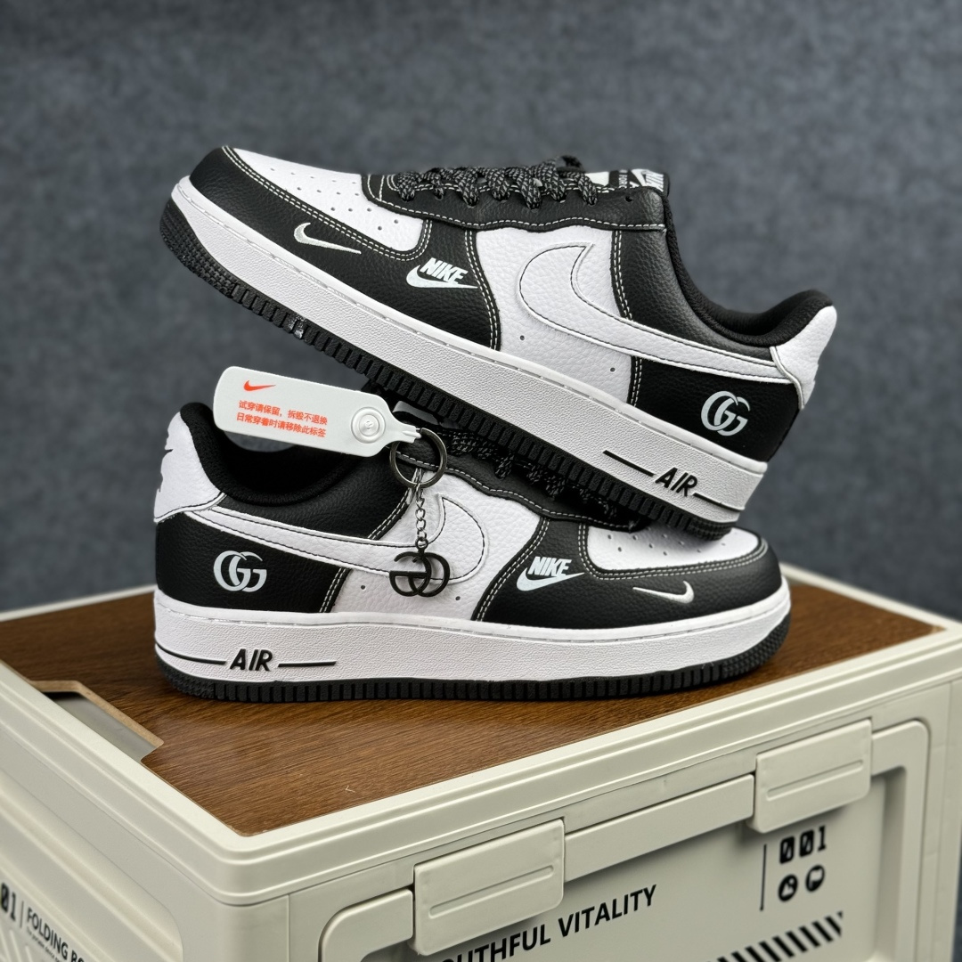 NIke Air Force 1 '07 Low “古驰联名-熊猫黑白”空军一号 低帮 运动鞋 休闲鞋 DD1982-340