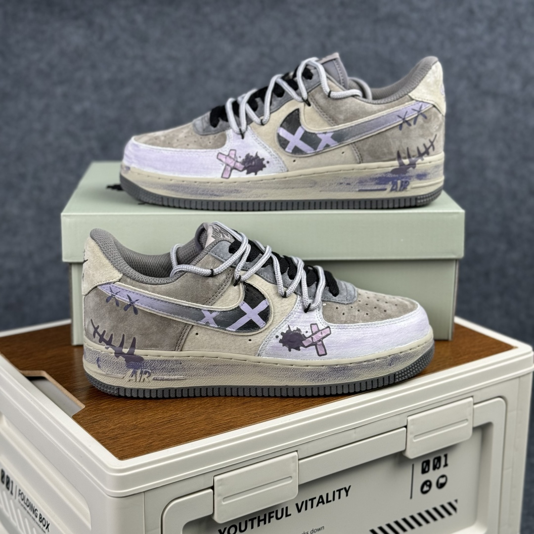 260 Nike Air Force 1'07 Low ”Band-Aid” 手绘涂鸦 涂鸦创可贴 空军一号低帮休闲板鞋 YD2425-066-Chinese UA Cheap High Quatity Brand Clothes Bags handbags Sneakers wholesale wholesaler seller from China Factory suppliers Fashion Clothing Shoes best Quality Beautiful Price 260 Nike Air Force 1'07 Low ”Band-Aid” 手绘涂鸦 涂鸦创可贴 空军一号低帮休闲板鞋 YD2425-066