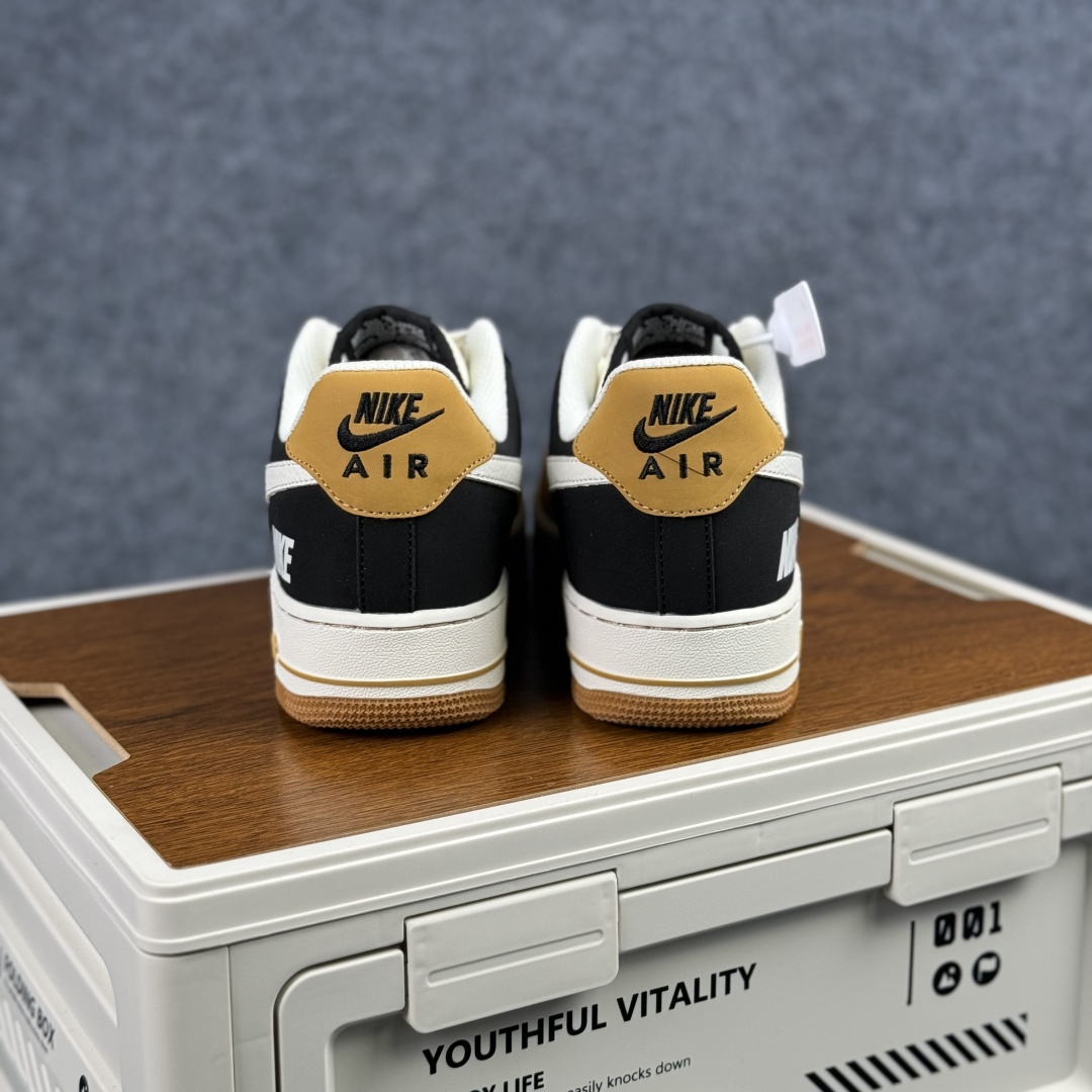 260 Nike Air Force 1'07 Low 白麦耀黑拼接 空军一号低帮休闲板鞋 IH0687-700-Chinese UA Cheap High Quatity Brand Clothes Bags handbags Sneakers wholesale wholesaler seller from China Factory suppliers Fashion Clothing Shoes best Quality Beautiful Price 260 Nike Air Force 1'07 Low 白麦耀黑拼接 空军一号低帮休闲板鞋 IH0687-700
