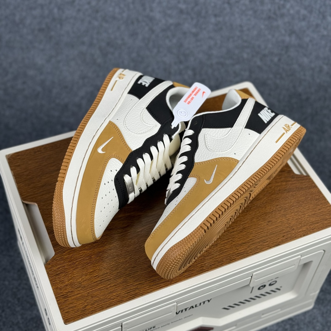 260 Nike Air Force 1'07 Low 白麦耀黑拼接 空军一号低帮休闲板鞋 IH0687-700-Chinese UA Cheap High Quatity Brand Clothes Bags handbags Sneakers wholesale wholesaler seller from China Factory suppliers Fashion Clothing Shoes best Quality Beautiful Price 260 Nike Air Force 1'07 Low 白麦耀黑拼接 空军一号低帮休闲板鞋 IH0687-700