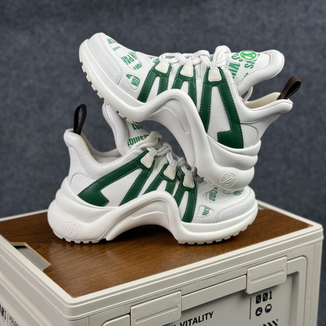 420 Louis VuittoArchlight经典 老爹鞋 DIY装饰 动物图案 拱桥 运动鞋-Chinese UA Cheap High Quatity Brand Clothes Bags handbags Sneakers wholesale wholesaler seller from China Factory suppliers Fashion Clothing Shoes best Quality Beautiful Price 420 Louis VuittoArchlight经典 老爹鞋 DIY装饰 动物图案 拱桥 运动鞋