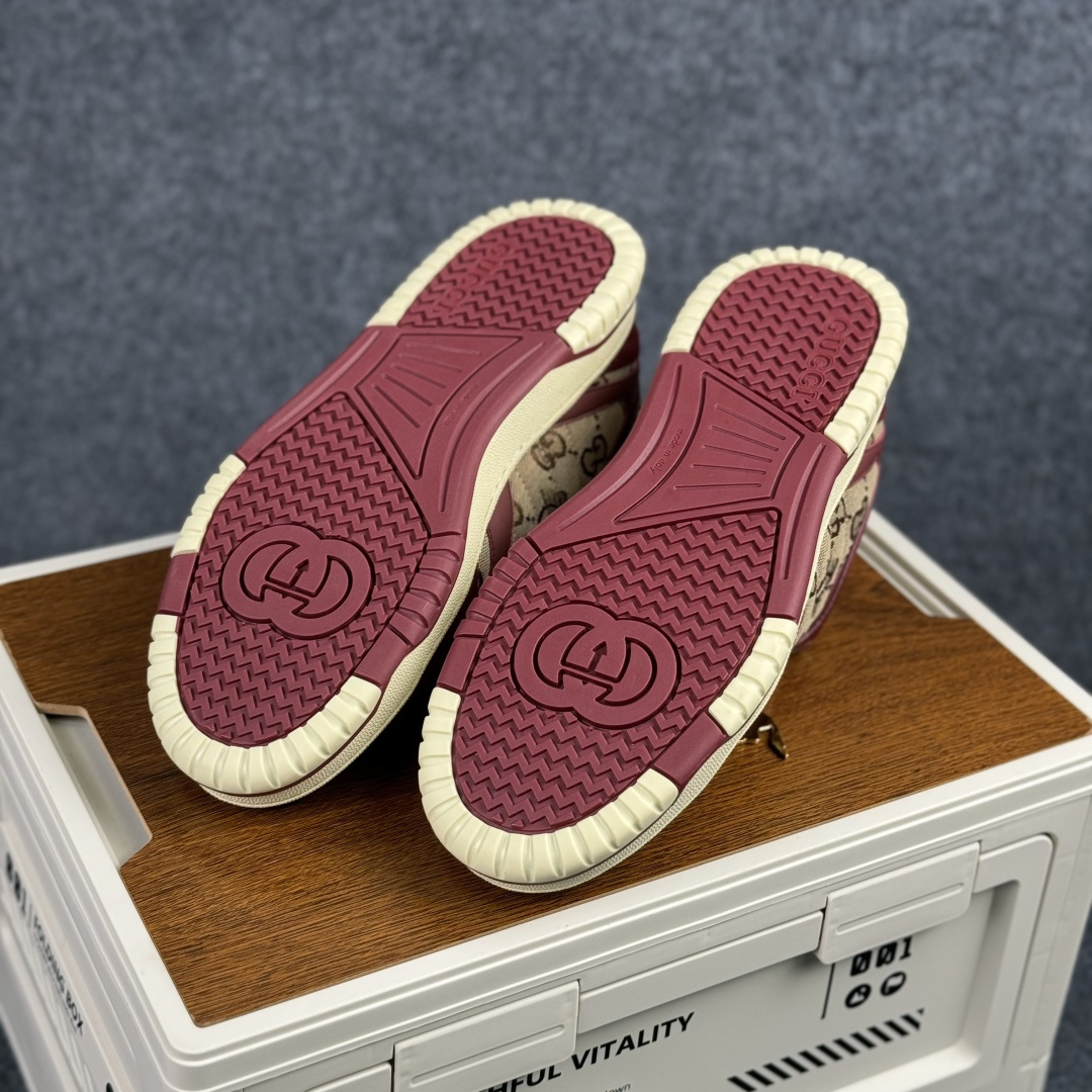 360 古驰Gucci Re-Web Leather Sneakers 系列低帮复古百搭训练休闲运动小白板鞋“皮革米白乌木色GG红绿标牌-Chinese UA Cheap High Quatity Brand Clothes Bags handbags Sneakers wholesale wholesaler seller from China Factory suppliers Fashion Clothing Shoes best Quality Beautiful Price 360 古驰Gucci Re-Web Leather Sneakers 系列低帮复古百搭训练休闲运动小白板鞋“皮革米白乌木色GG红绿标牌