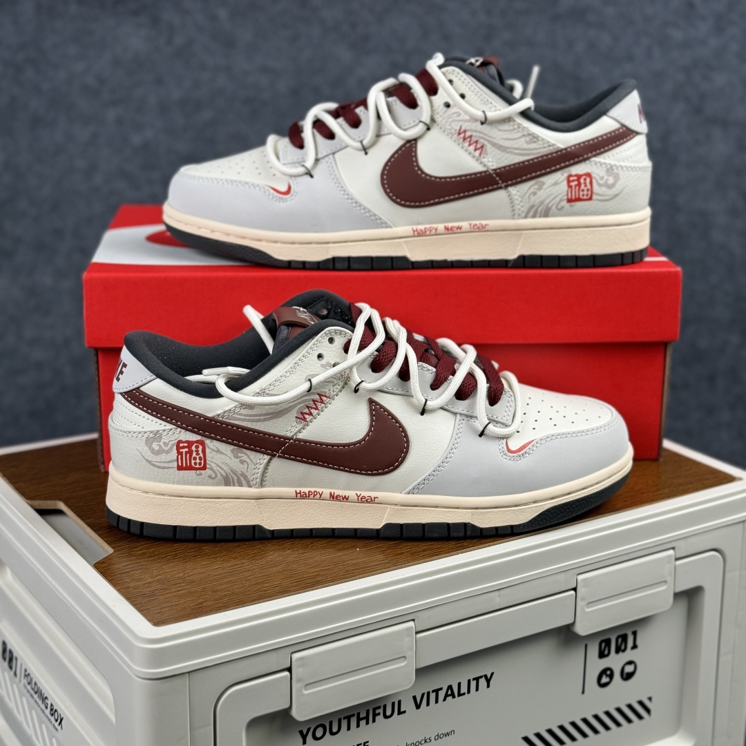 280 Nike SB Dunk Low 马年 奶白红 低帮休闲板鞋 IM6670-202-Chinese UA Cheap High Quatity Brand Clothes Bags handbags Sneakers wholesale wholesaler seller from China Factory suppliers Fashion Clothing Shoes best Quality Beautiful Price 280 Nike SB Dunk Low 马年 奶白红 低帮休闲板鞋 IM6670-202