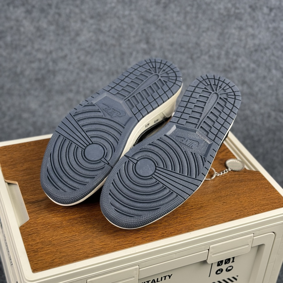 280 Air Jordan 1 Low AJ1 乔1斯图西联名 米白蓝红印花 高端定制 低帮复古篮球鞋 JW1188-170-Chinese UA Cheap High Quatity Brand Clothes Bags handbags Sneakers wholesale wholesaler seller from China Factory suppliers Fashion Clothing Shoes best Quality Beautiful Price 280 Air Jordan 1 Low AJ1 乔1斯图西联名 米白蓝红印花 高端定制 低帮复古篮球鞋 JW1188-170