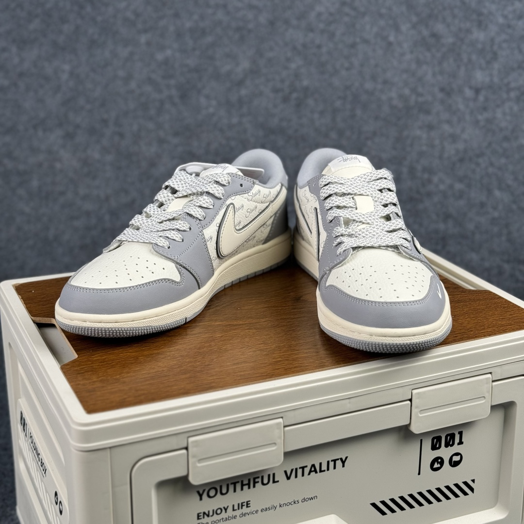 220 TS x Air Jordan x Stussy AJ1 Low 倒钩低帮联名斯图西-米白灰 CS5288-500