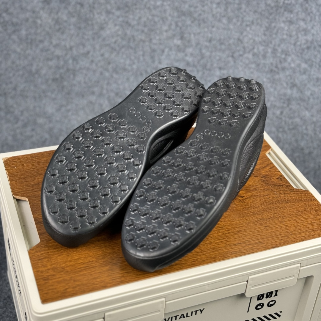 300 莞产顶级 ECCO爱步|注塑工艺 渠道原单实体代购指定版本 真全头层牛皮-Chinese UA Cheap High Quatity Brand Clothes Bags handbags Sneakers wholesale wholesaler seller from China Factory suppliers Fashion Clothing Shoes best Quality Beautiful Price 300 莞产顶级 ECCO爱步|注塑工艺 渠道原单实体代购指定版本 真全头层牛皮