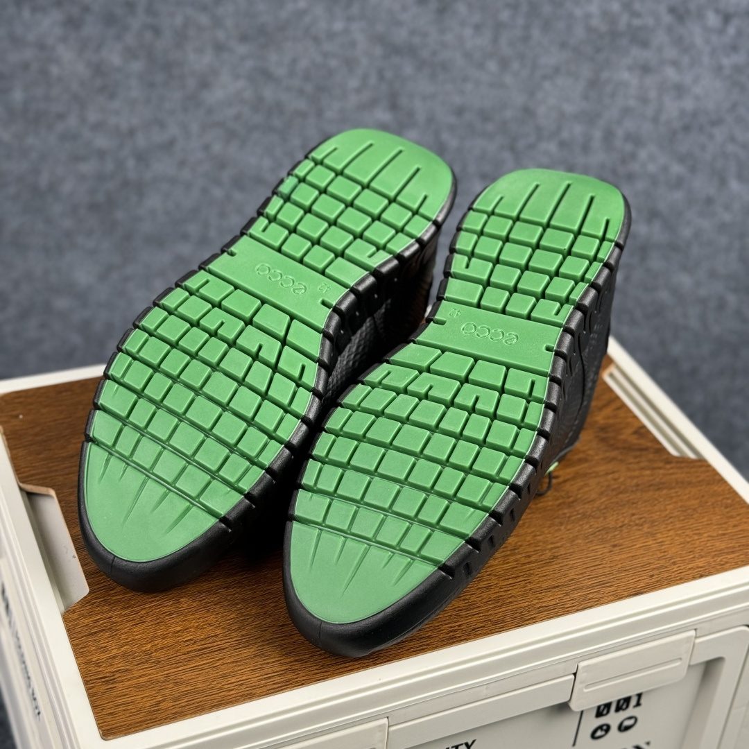 340 莞产顶级 ECCO爱步男款 黑色绿尾 进口原料牛皮-Chinese UA Cheap High Quatity Brand Clothes Bags handbags Sneakers wholesale wholesaler seller from China Factory suppliers Fashion Clothing Shoes best Quality Beautiful Price 340 莞产顶级 ECCO爱步男款 黑色绿尾 进口原料牛皮