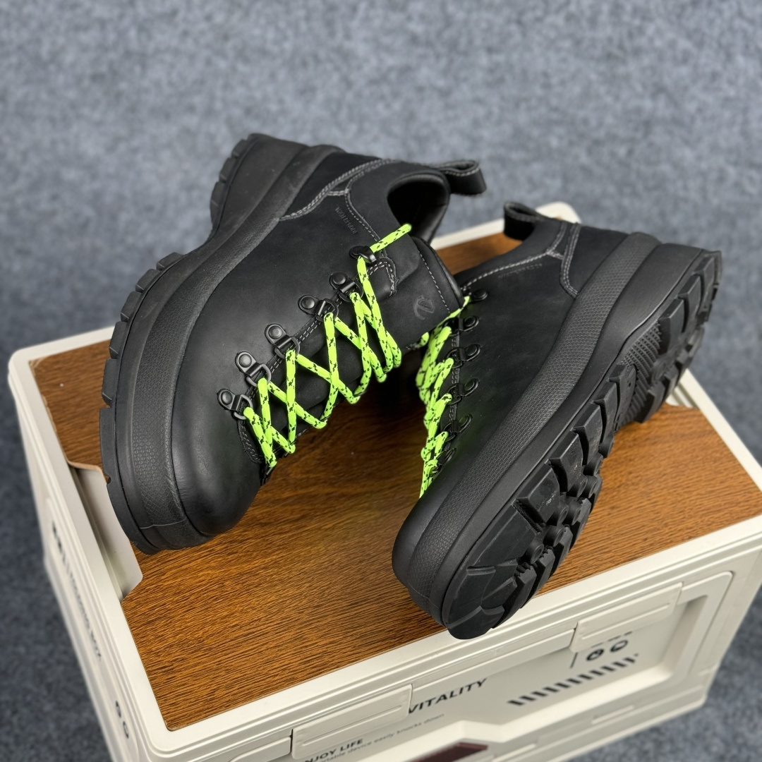340 莞产顶级 ECCO爱步 低帮马丁靴 黑色 牛皮-Chinese UA Cheap High Quatity Brand Clothes Bags handbags Sneakers wholesale wholesaler seller from China Factory suppliers Fashion Clothing Shoes best Quality Beautiful Price 340 莞产顶级 ECCO爱步 低帮马丁靴 黑色 牛皮