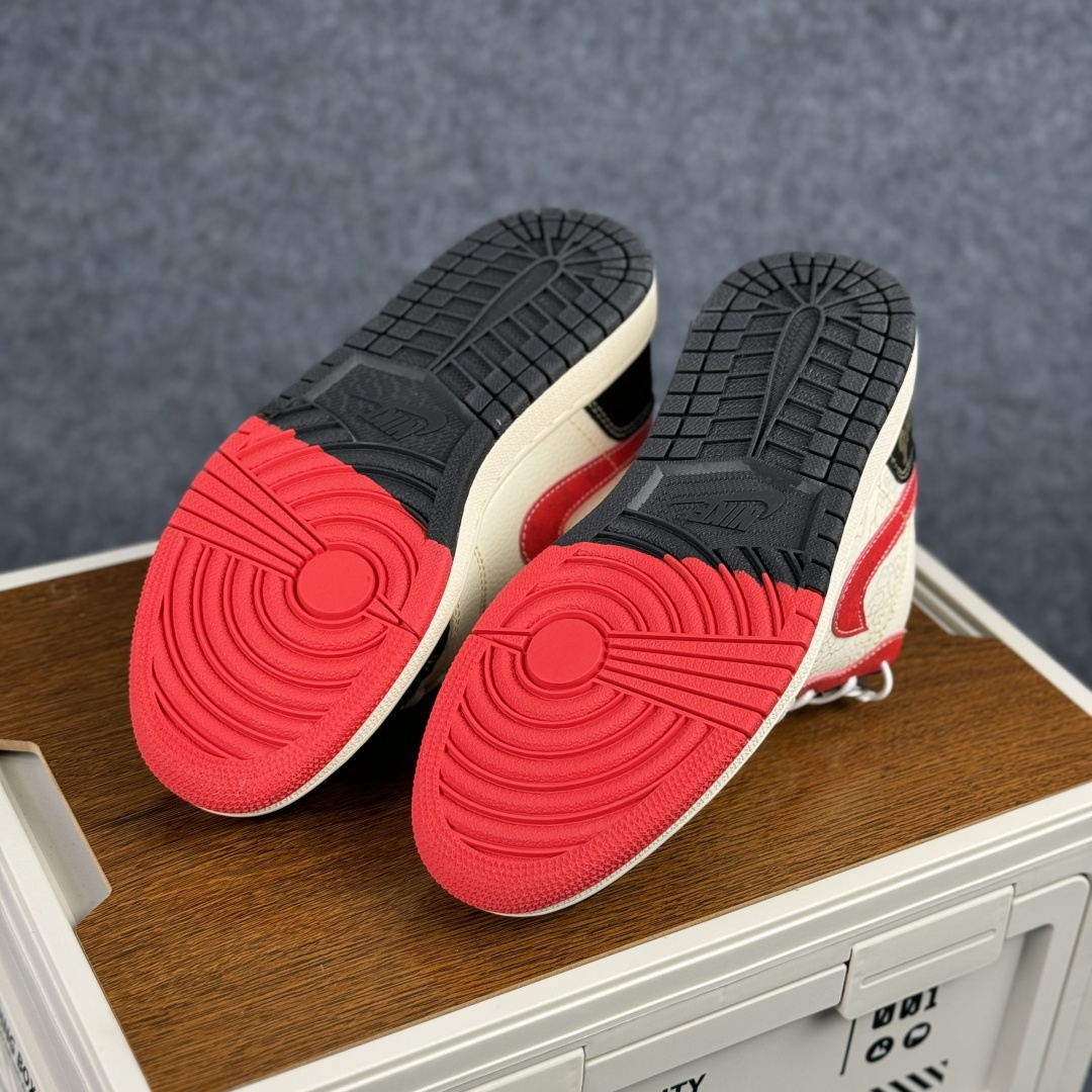 280 Nike Air Jordan 1 Low 马年限定 AJ1乔1低帮休闲鞋 QL1988-004-Chinese UA Cheap High Quatity Brand Clothes Bags handbags Sneakers wholesale wholesaler seller from China Factory suppliers Fashion Clothing Shoes best Quality Beautiful Price 280 Nike Air Jordan 1 Low 马年限定 AJ1乔1低帮休闲鞋 QL1988-004