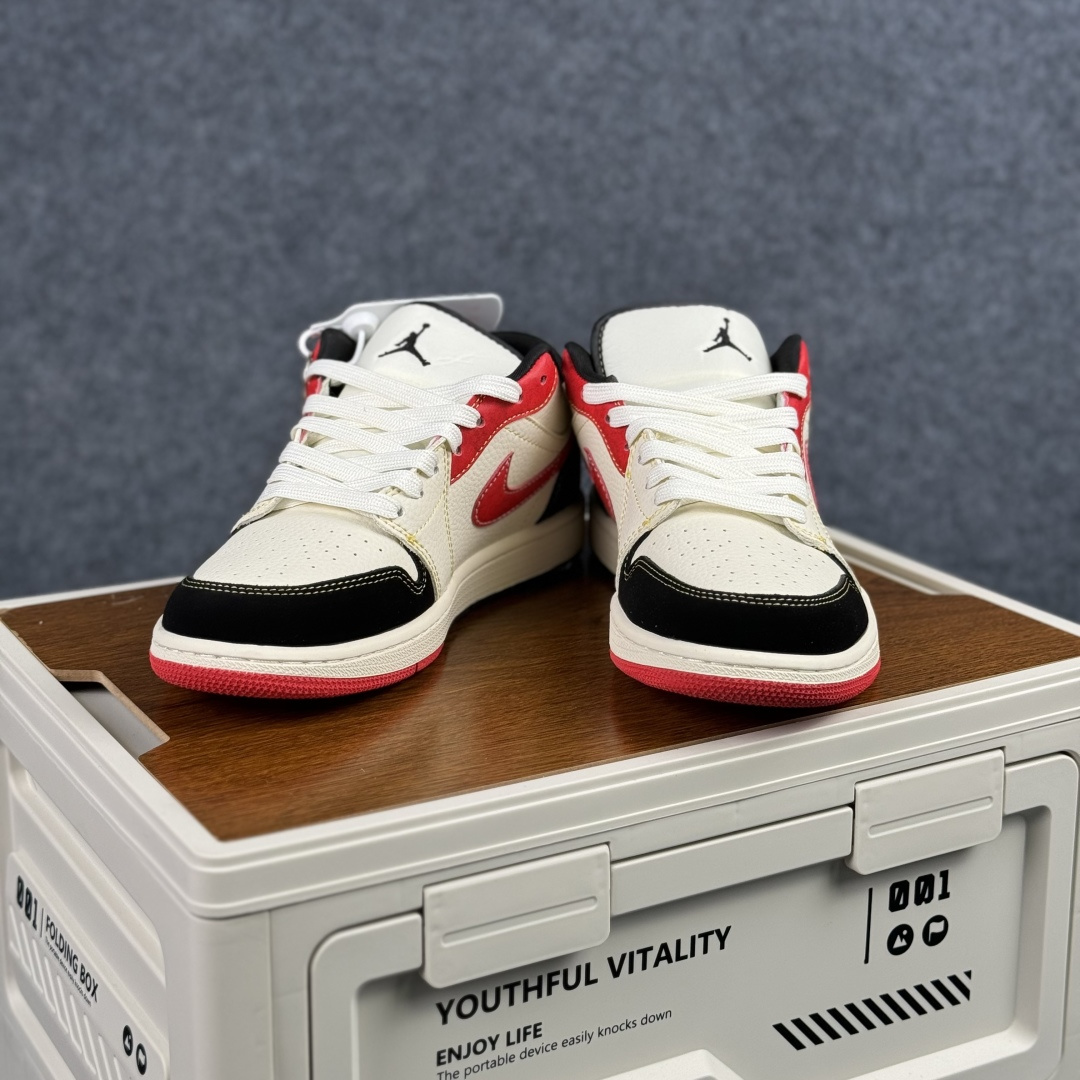 280 Nike Air Jordan 1 Low 马年限定 AJ1乔1低帮休闲鞋 QL1988-004-Chinese UA Cheap High Quatity Brand Clothes Bags handbags Sneakers wholesale wholesaler seller from China Factory suppliers Fashion Clothing Shoes best Quality Beautiful Price 280 Nike Air Jordan 1 Low 马年限定 AJ1乔1低帮休闲鞋 QL1988-004