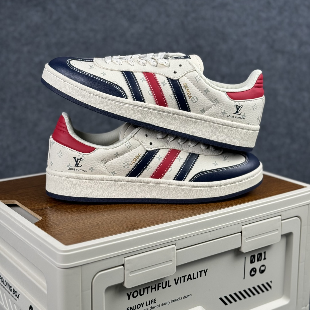 240 Adidas originals Samba x Sup联名 桑巴舞系列复古经典轻便板鞋 XD6188-103-Chinese UA Cheap High Quatity Brand Clothes Bags handbags Sneakers wholesale wholesaler seller from China Factory suppliers Fashion Clothing Shoes best Quality Beautiful Price 240 Adidas originals Samba x Sup联名 桑巴舞系列复古经典轻便板鞋 XD6188-103