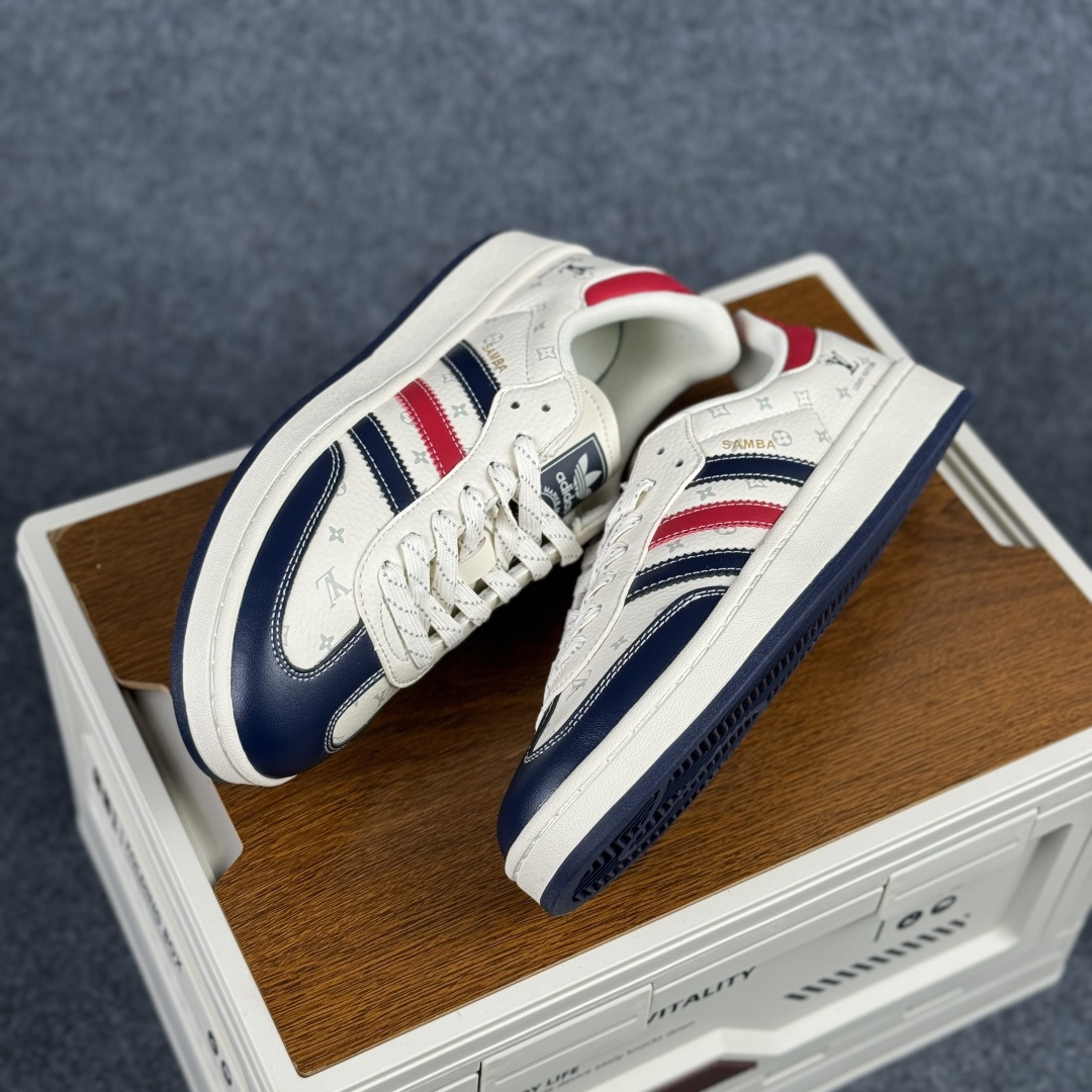 240 Adidas originals Samba x Sup联名 桑巴舞系列复古经典轻便板鞋 XD6188-103-Chinese UA Cheap High Quatity Brand Clothes Bags handbags Sneakers wholesale wholesaler seller from China Factory suppliers Fashion Clothing Shoes best Quality Beautiful Price 240 Adidas originals Samba x Sup联名 桑巴舞系列复古经典轻便板鞋 XD6188-103