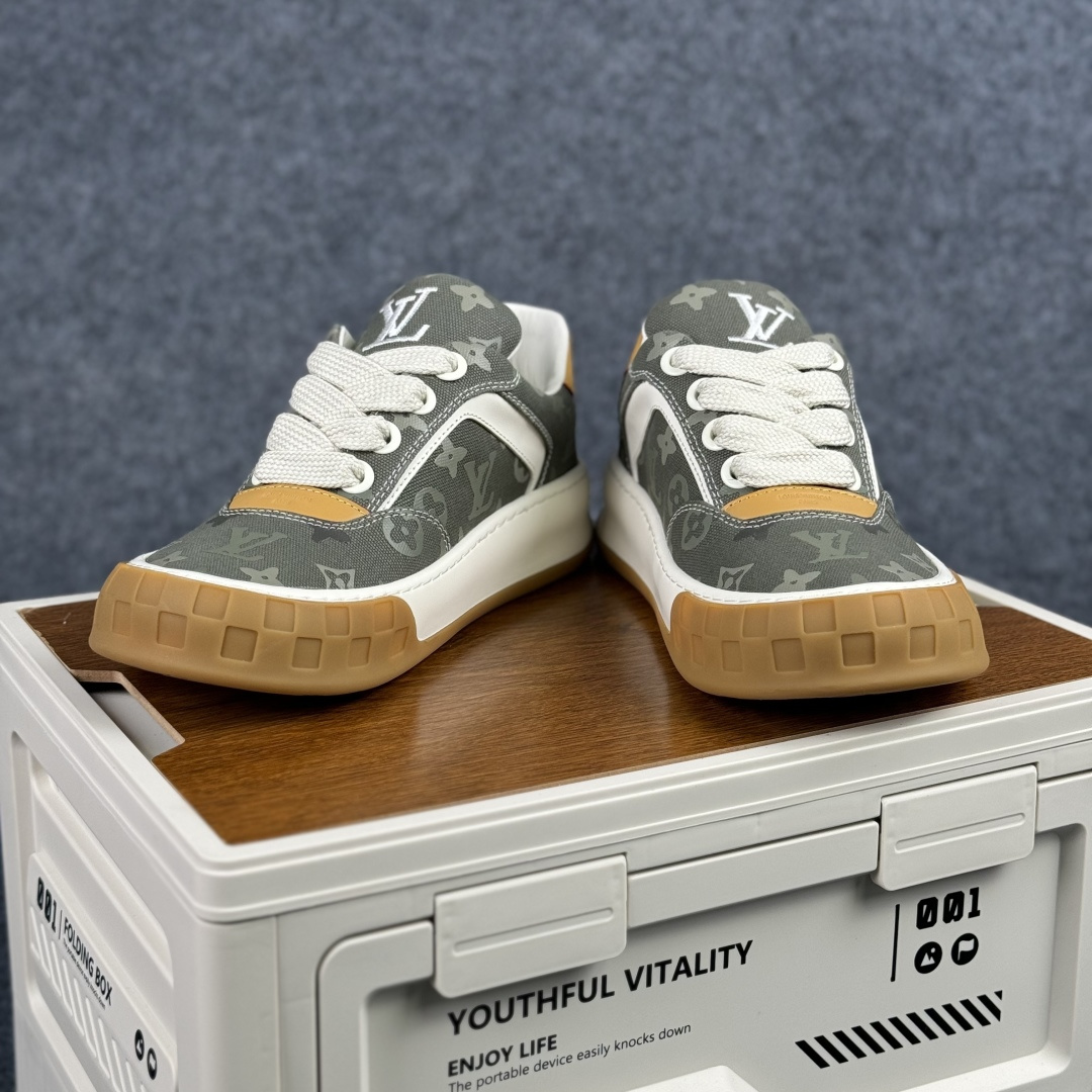 380 正确版军绿色 Louis Vuitton Tilted 倾斜系列低帮复古休闲运动文化百搭板鞋“LV组合tpu生胶底”1AJAM2