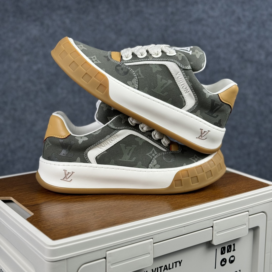 380 正确版军绿色 Louis Vuitton Tilted 倾斜系列低帮复古休闲运动文化百搭板鞋“LV组合tpu生胶底”1AJAM2