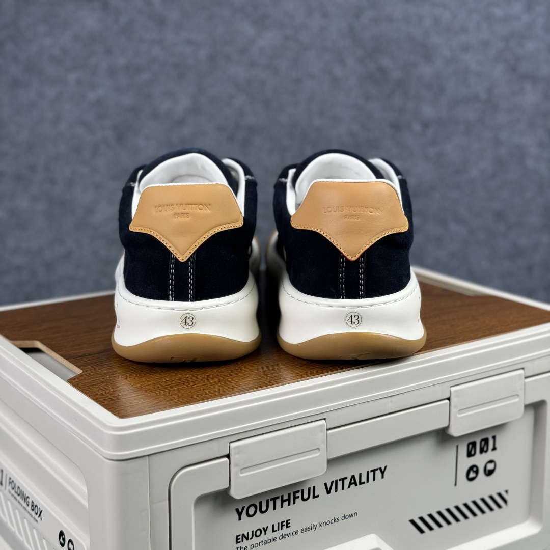 380 正确版深蓝色 Louis Vuitton Tilted 倾斜系列低帮复古休闲运动文化百搭板鞋“LV组合tpu生胶底”1AJAM2