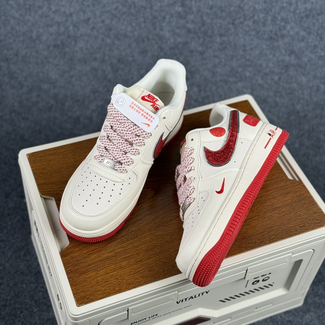 260 NIke Air Force 1 '07 Low 马年空军一号 QY6878-601-Chinese UA Cheap High Quatity Brand Clothes Bags handbags Sneakers wholesale wholesaler seller from China Factory suppliers Fashion Clothing Shoes best Quality Beautiful Price 260 NIke Air Force 1 '07 Low 马年空军一号 QY6878-601