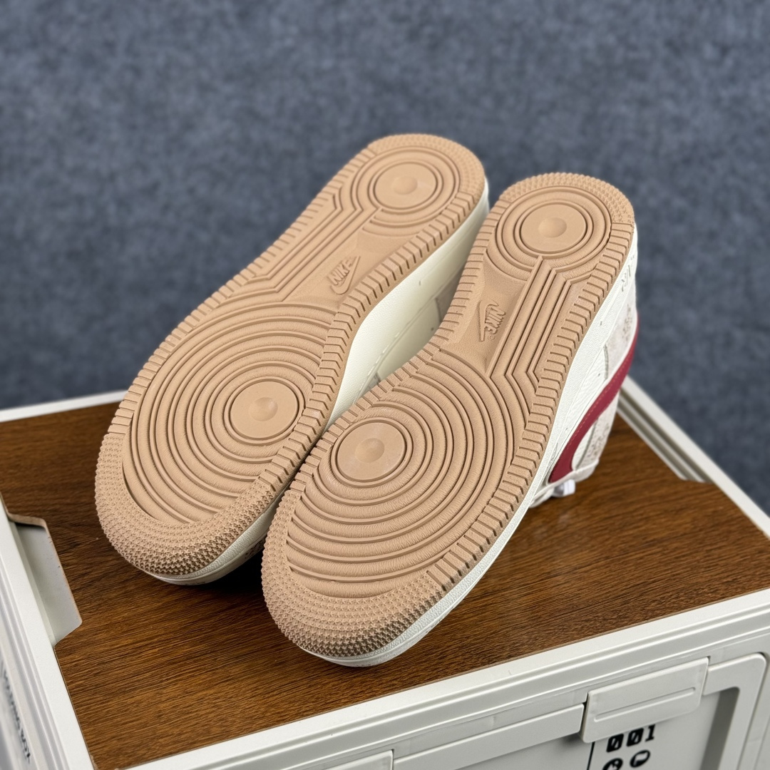 260 Nike Air Force 1 Low 07 马年限定 酒红小勾 空军一号 低帮休闲鞋 DF61-9003