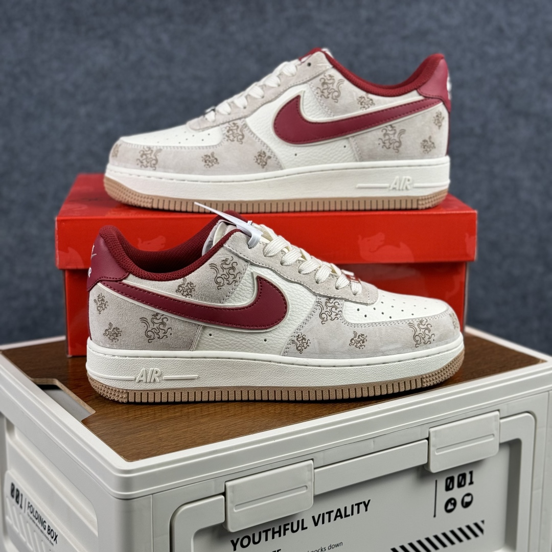 260 Nike Air Force 1 Low 07 马年限定 酒红小勾 空军一号 低帮休闲鞋 DF61-9003