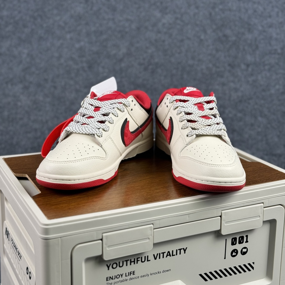 280 Nike Dunk Low Retro ‘DIY 马年限定 高端定制’耐克 低帮休闲运动板鞋 CX5050-Y61-Chinese UA Cheap High Quatity Brand Clothes Bags handbags Sneakers wholesale wholesaler seller from China Factory suppliers Fashion Clothing Shoes best Quality Beautiful Price 280 Nike Dunk Low Retro ‘DIY 马年限定 高端定制’耐克 低帮休闲运动板鞋 CX5050-Y61