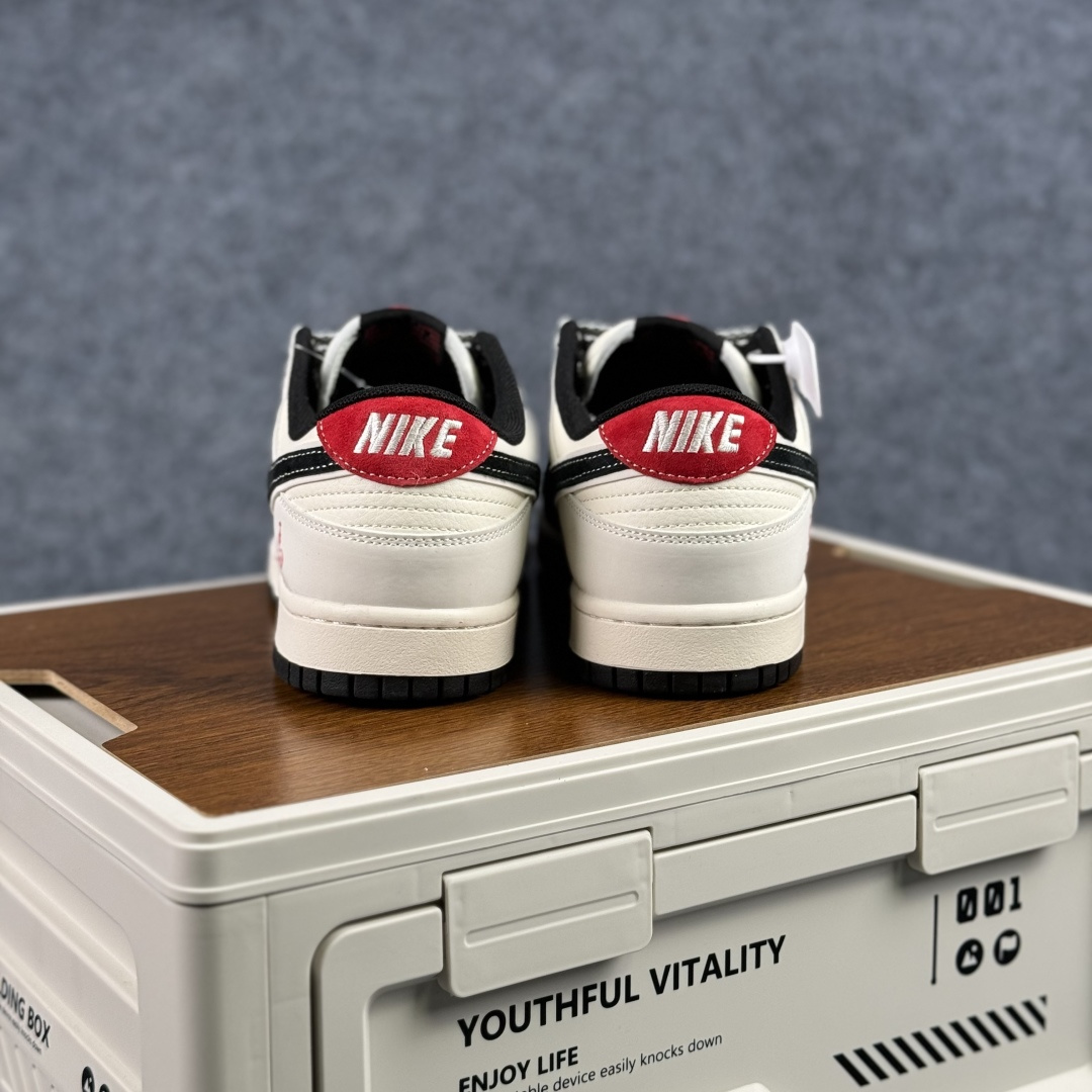 280 Nike Dunk Low Retro ‘DIY 马年限定 高端定制’耐克 低帮休闲运动板鞋 CX5050-Y60-Chinese UA Cheap High Quatity Brand Clothes Bags handbags Sneakers wholesale wholesaler seller from China Factory suppliers Fashion Clothing Shoes best Quality Beautiful Price 280 Nike Dunk Low Retro ‘DIY 马年限定 高端定制’耐克 低帮休闲运动板鞋 CX5050-Y60