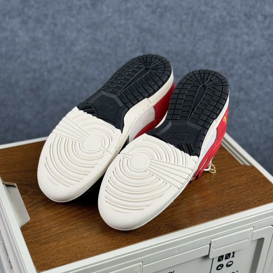 280 Nike Dunk Low Retro ‘DIY 马年限定 高端定制’耐克 低帮休闲运动板鞋 CX5050-Y63-Chinese UA Cheap High Quatity Brand Clothes Bags handbags Sneakers wholesale wholesaler seller from China Factory suppliers Fashion Clothing Shoes best Quality Beautiful Price 280 Nike Dunk Low Retro ‘DIY 马年限定 高端定制’耐克 低帮休闲运动板鞋 CX5050-Y63