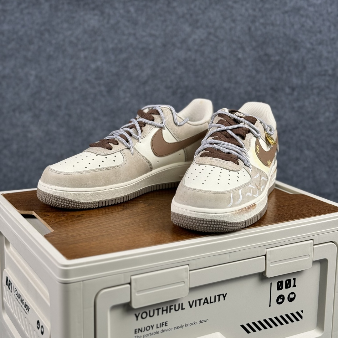 290 Nike Air Force 1'07 Low ”Armored Steed” 手绘涂鸦 金戈铁马 空军一号低帮休闲板鞋 DB3301-818-Chinese UA Cheap High Quatity Brand Clothes Bags handbags Sneakers wholesale wholesaler seller from China Factory suppliers Fashion Clothing Shoes best Quality Beautiful Price 290 Nike Air Force 1'07 Low ”Armored Steed” 手绘涂鸦 金戈铁马 空军一号低帮休闲板鞋 DB3301-818