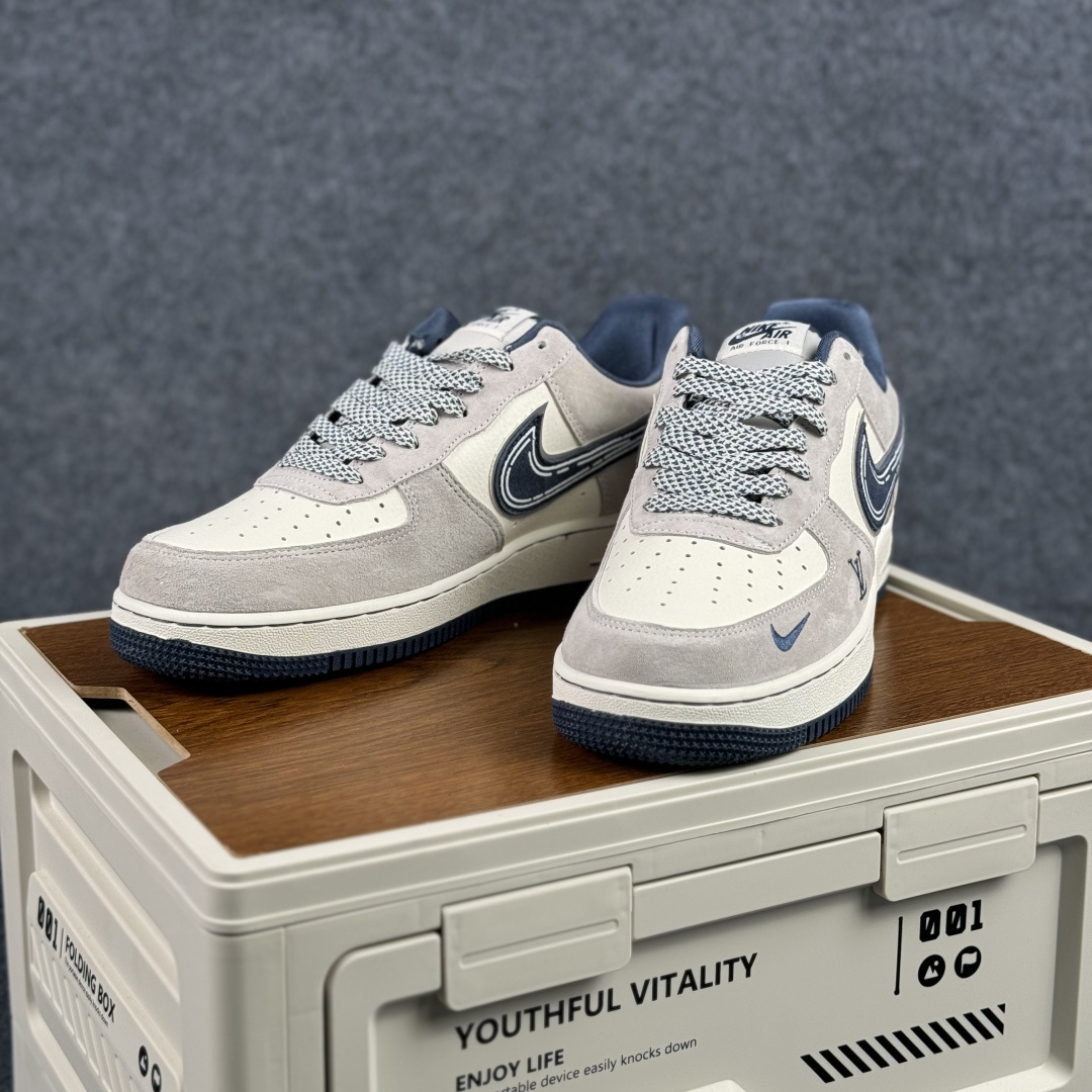 260 Nike Air Force 1'07 Low 联名款 灰蓝调 空军一号低帮休闲板鞋 SS1979-011-Chinese UA Cheap High Quatity Brand Clothes Bags handbags Sneakers wholesale wholesaler seller from China Factory suppliers Fashion Clothing Shoes best Quality Beautiful Price 260 Nike Air Force 1'07 Low 联名款 灰蓝调 空军一号低帮休闲板鞋 SS1979-011
