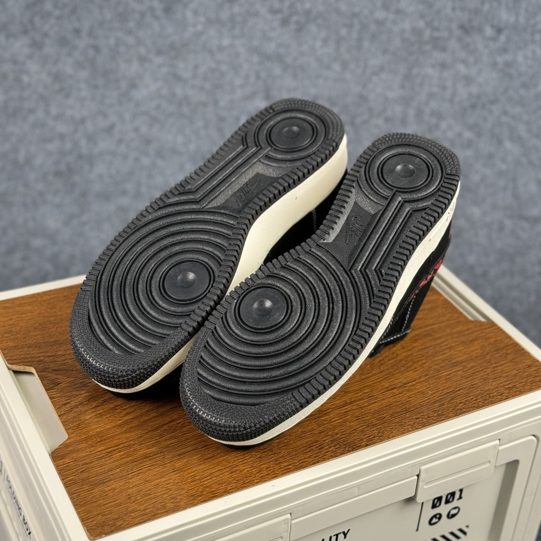 260 Nike Air Force 1'07 Low 川久保玲联名 磨砂黑红爱心 空军一号低帮休闲板鞋 LD1999-007-Chinese UA Cheap High Quatity Brand Clothes Bags handbags Sneakers wholesale wholesaler seller from China Factory suppliers Fashion Clothing Shoes best Quality Beautiful Price 260 Nike Air Force 1'07 Low 川久保玲联名 磨砂黑红爱心 空军一号低帮休闲板鞋 LD1999-007