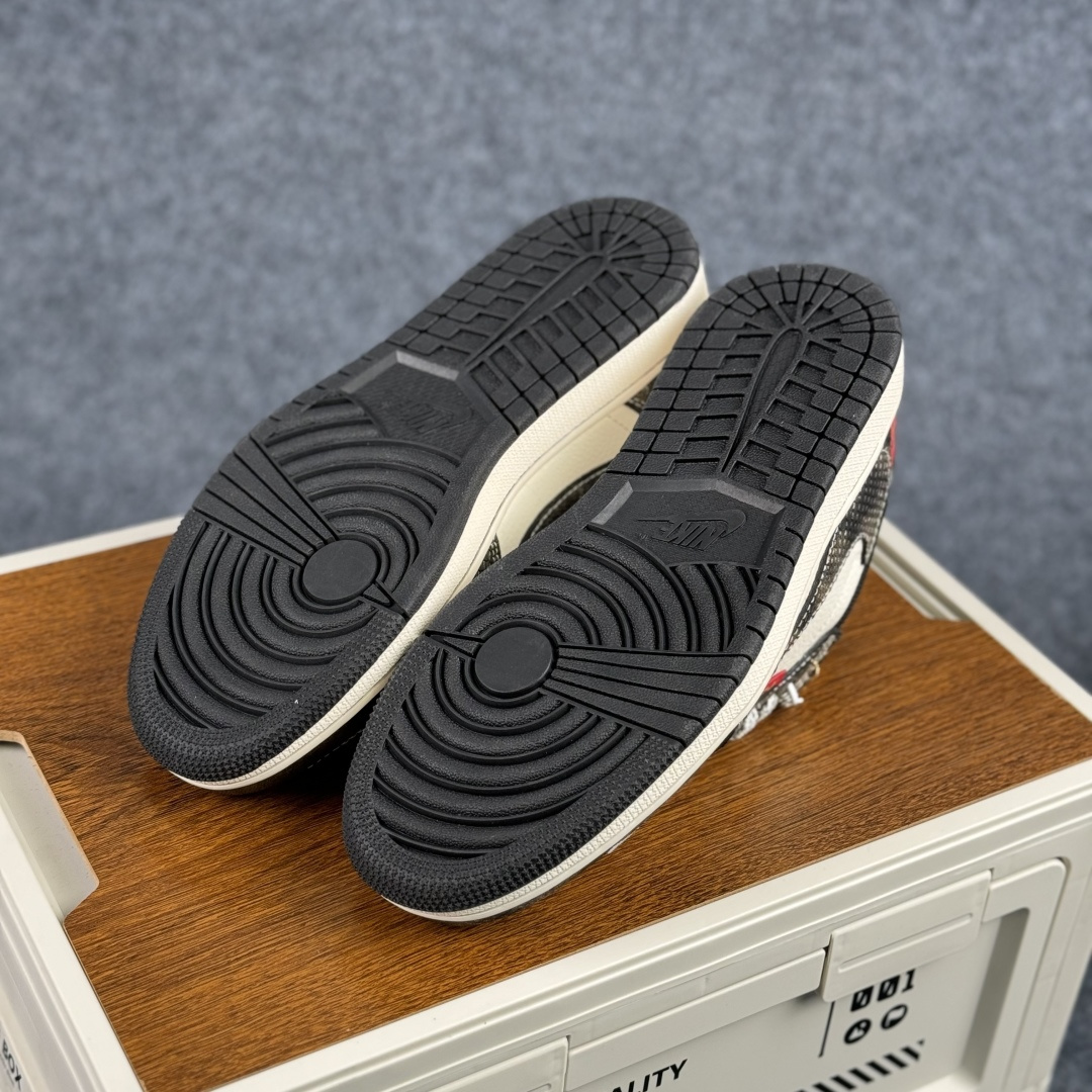 280 Air Jordan 1 Low AJ1 乔1马年限定 高端定制 低帮休闲板鞋 YX5066-C09-Chinese UA Cheap High Quatity Brand Clothes Bags handbags Sneakers wholesale wholesaler seller from China Factory suppliers Fashion Clothing Shoes best Quality Beautiful Price 280 Air Jordan 1 Low AJ1 乔1马年限定 高端定制 低帮休闲板鞋 YX5066-C09