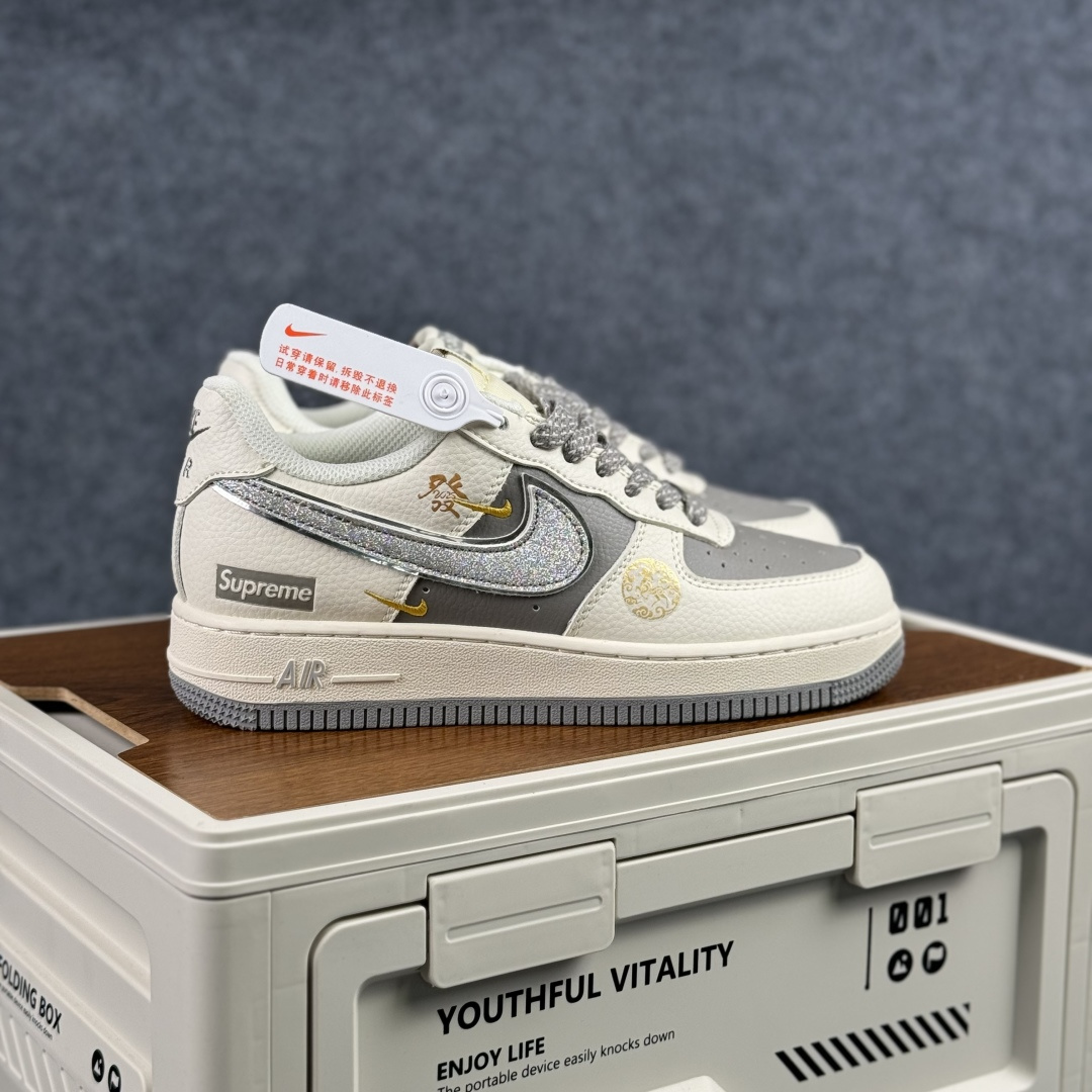 260 NIke Air Force 1 ‘07 Low 马年限定 空军一号 低帮 运动鞋 休闲鞋 QY6878-603-Chinese UA Cheap High Quatity Brand Clothes Bags handbags Sneakers wholesale wholesaler seller from China Factory suppliers Fashion Clothing Shoes best Quality Beautiful Price 260 NIke Air Force 1 ‘07 Low 马年限定 空军一号 低帮 运动鞋 休闲鞋 QY6878-603