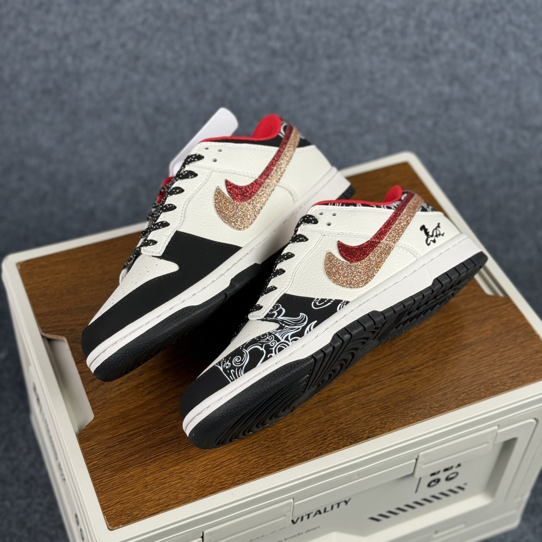 280 Nike Dunk Low Retro ‘马年限定’休闲运动板鞋 XD6188-052-Chinese UA Cheap High Quatity Brand Clothes Bags handbags Sneakers wholesale wholesaler seller from China Factory suppliers Fashion Clothing Shoes best Quality Beautiful Price 280 Nike Dunk Low Retro ‘马年限定’休闲运动板鞋 XD6188-052