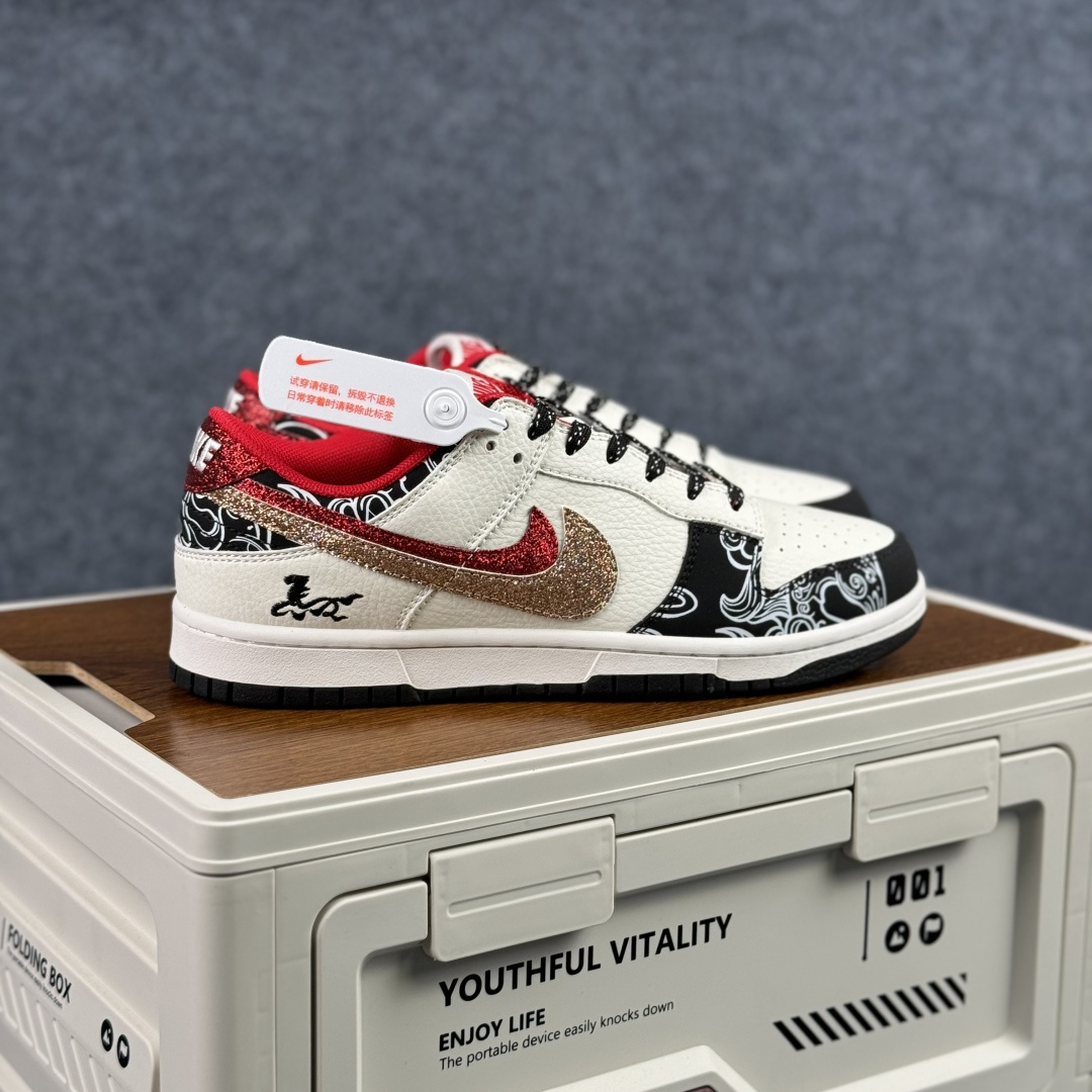 280 Nike Dunk Low Retro ‘马年限定’休闲运动板鞋 XD6188-052-Chinese UA Cheap High Quatity Brand Clothes Bags handbags Sneakers wholesale wholesaler seller from China Factory suppliers Fashion Clothing Shoes best Quality Beautiful Price 280 Nike Dunk Low Retro ‘马年限定’休闲运动板鞋 XD6188-052