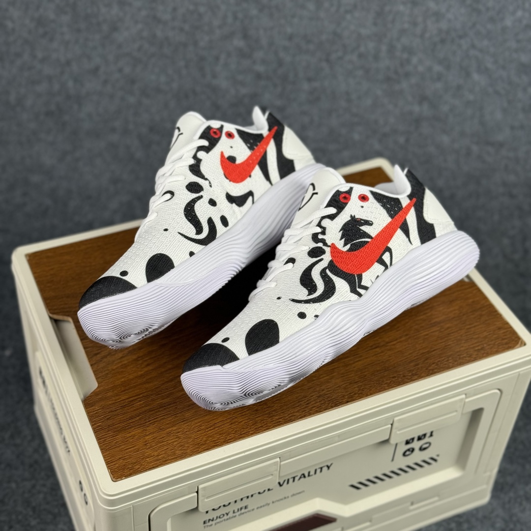 320 Nike Hyperdunk 2017 Low 马年限定 CNY新年款 耐克 低帮 缓震 实战篮球鞋 8976371-006-Chinese UA Cheap High Quatity Brand Clothes Bags handbags Sneakers wholesale wholesaler seller from China Factory suppliers Fashion Clothing Shoes best Quality Beautiful Price 320 Nike Hyperdunk 2017 Low 马年限定 CNY新年款 耐克 低帮 缓震 实战篮球鞋 8976371-006