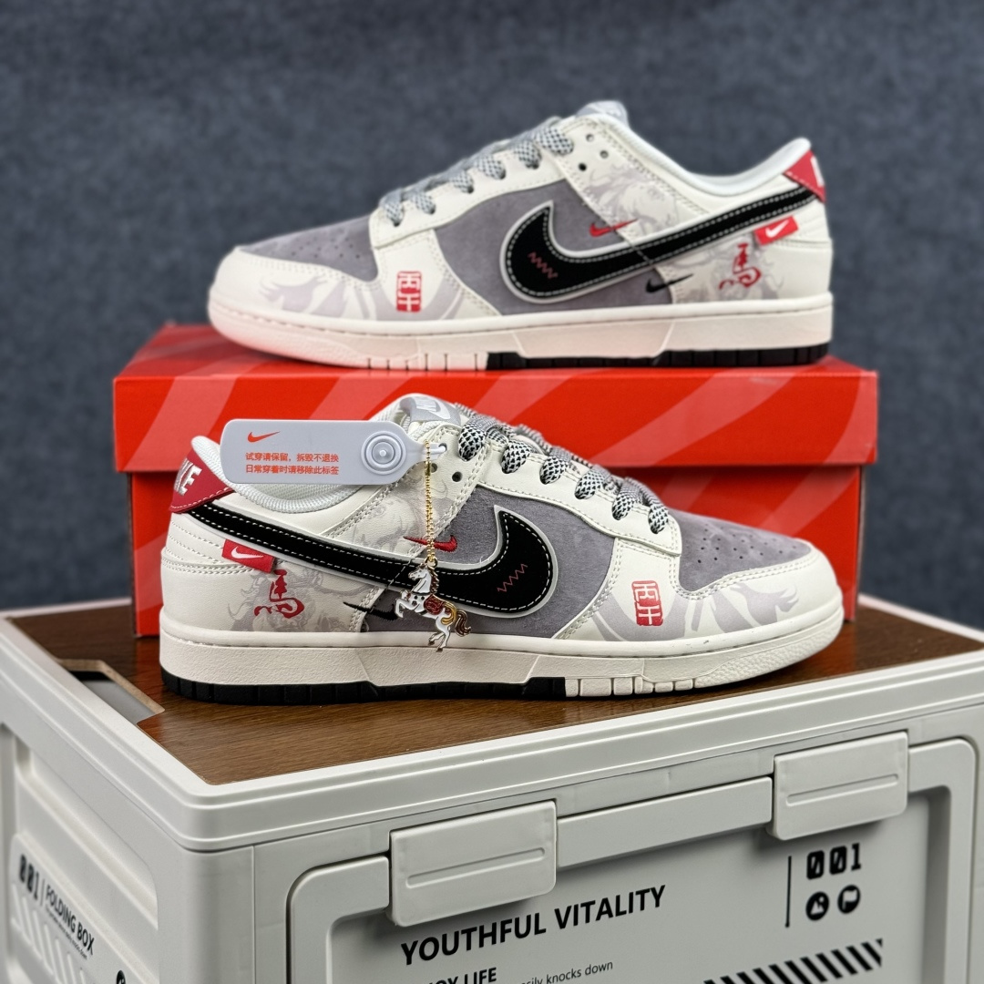 280 Nike SB Dunk Low 丙午限定款 高端定制 低帮休闲板鞋 YX5066-404-Chinese UA Cheap High Quatity Brand Clothes Bags handbags Sneakers wholesale wholesaler seller from China Factory suppliers Fashion Clothing Shoes best Quality Beautiful Price 280 Nike SB Dunk Low 丙午限定款 高端定制 低帮休闲板鞋 YX5066-404