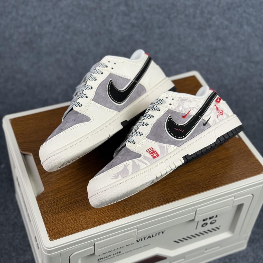 280 Nike SB Dunk Low 丙午限定款 高端定制 低帮休闲板鞋 YX5066-404-Chinese UA Cheap High Quatity Brand Clothes Bags handbags Sneakers wholesale wholesaler seller from China Factory suppliers Fashion Clothing Shoes best Quality Beautiful Price 280 Nike SB Dunk Low 丙午限定款 高端定制 低帮休闲板鞋 YX5066-404