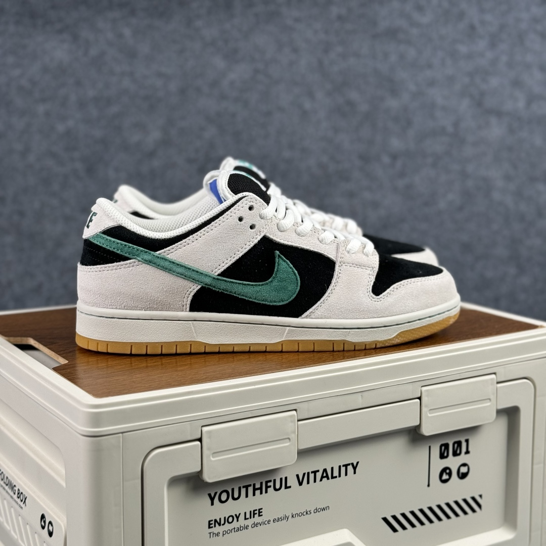 260 Nike SB Dunk Low 麂皮灰绿生胶 SB低帮休闲板鞋 HF3704-001