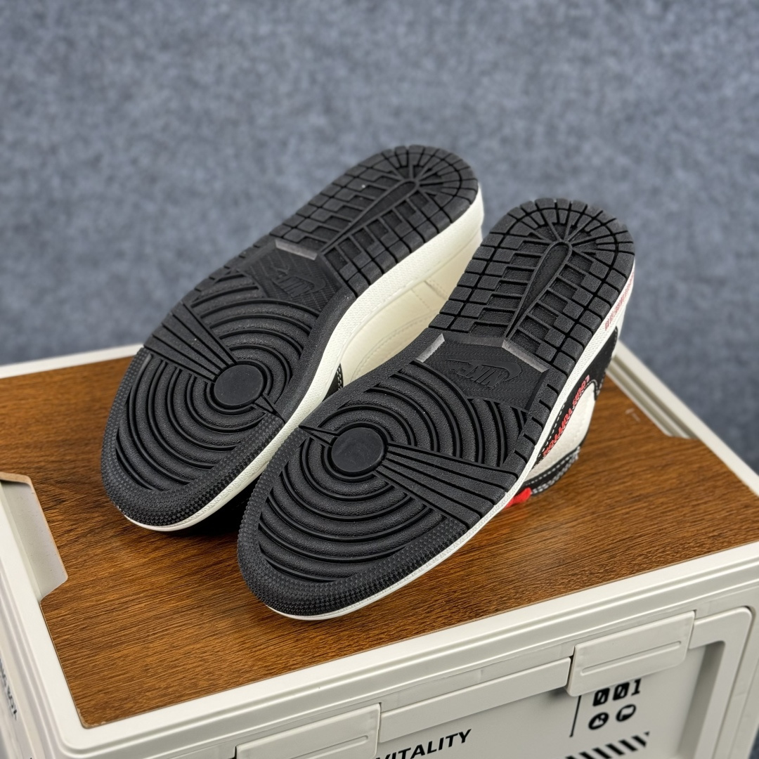 280 Travis Scott x Fragment Design x Air Jordan 1 Low SP AJ1 乔1联名 白黑压纹 低帮文化休闲板鞋 DZ2688-008-Chinese UA Cheap High Quatity Brand Clothes Bags handbags Sneakers wholesale wholesaler seller from China Factory suppliers Fashion Clothing Shoes best Quality Beautiful Price 280 Travis Scott x Fragment Design x Air Jordan 1 Low SP AJ1 乔1联名 白黑压纹 低帮文化休闲板鞋 DZ2688-008