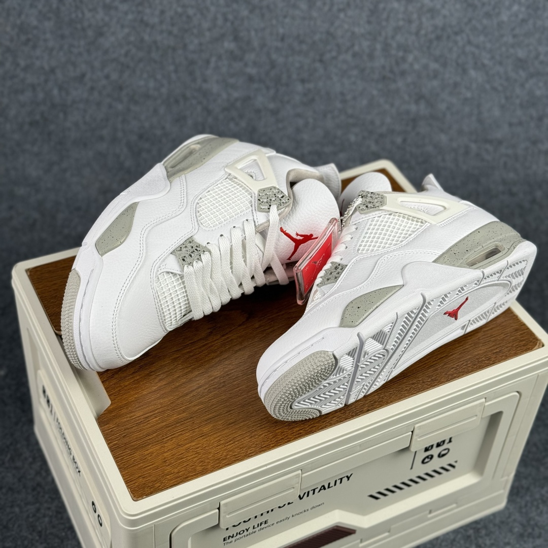 300 W版 Air Jordan AJ4 ”Metallic Gold” 白奥利奥 乔丹AJ4代中帮复古休闲篮球鞋 CT8527-100