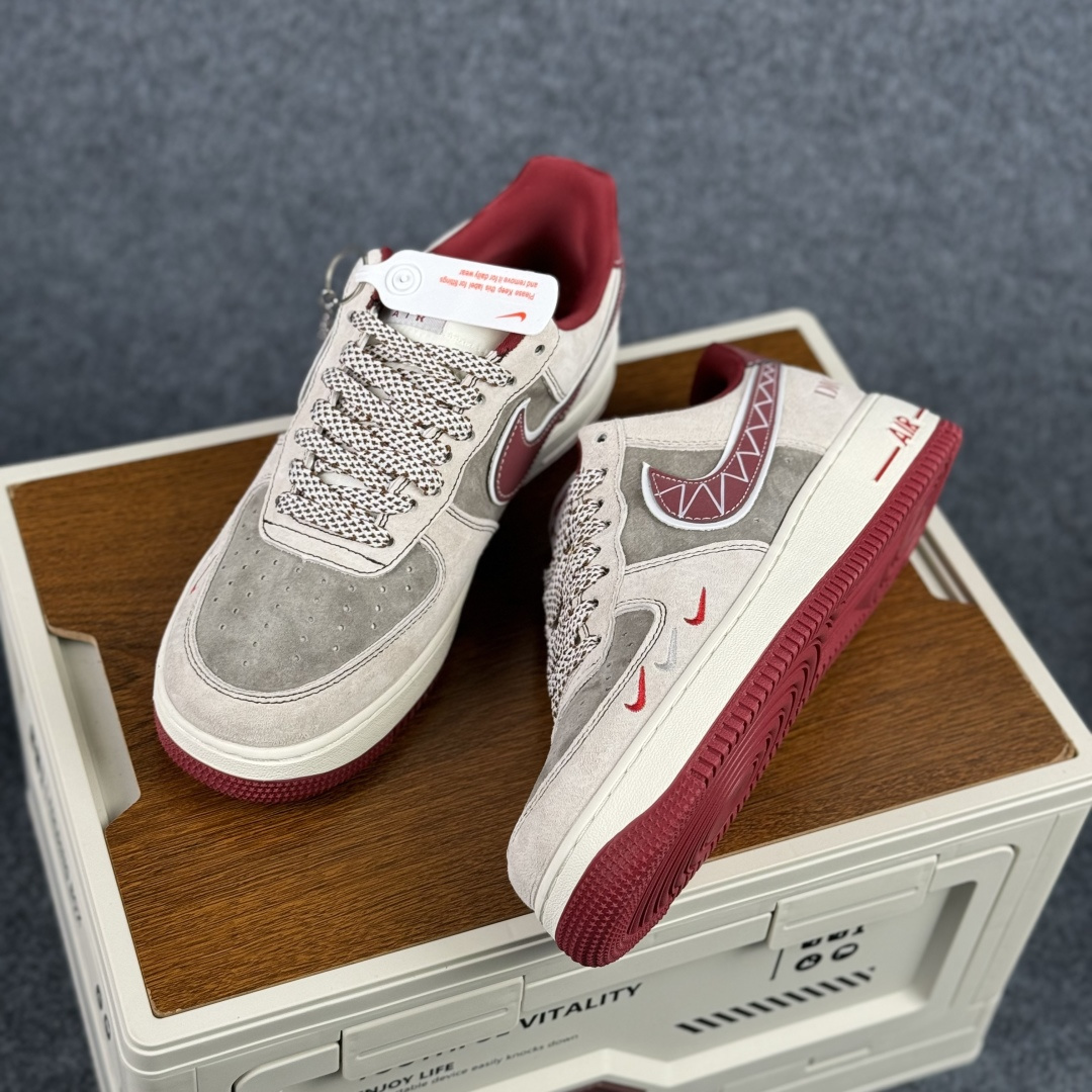 260 Nike Air Force 1'07 Low 联名款 空军一号低帮休闲板鞋 SY1388-028-Chinese UA Cheap High Quatity Brand Clothes Bags handbags Sneakers wholesale wholesaler seller from China Factory suppliers Fashion Clothing Shoes best Quality Beautiful Price 260 Nike Air Force 1'07 Low 联名款 空军一号低帮休闲板鞋 SY1388-028