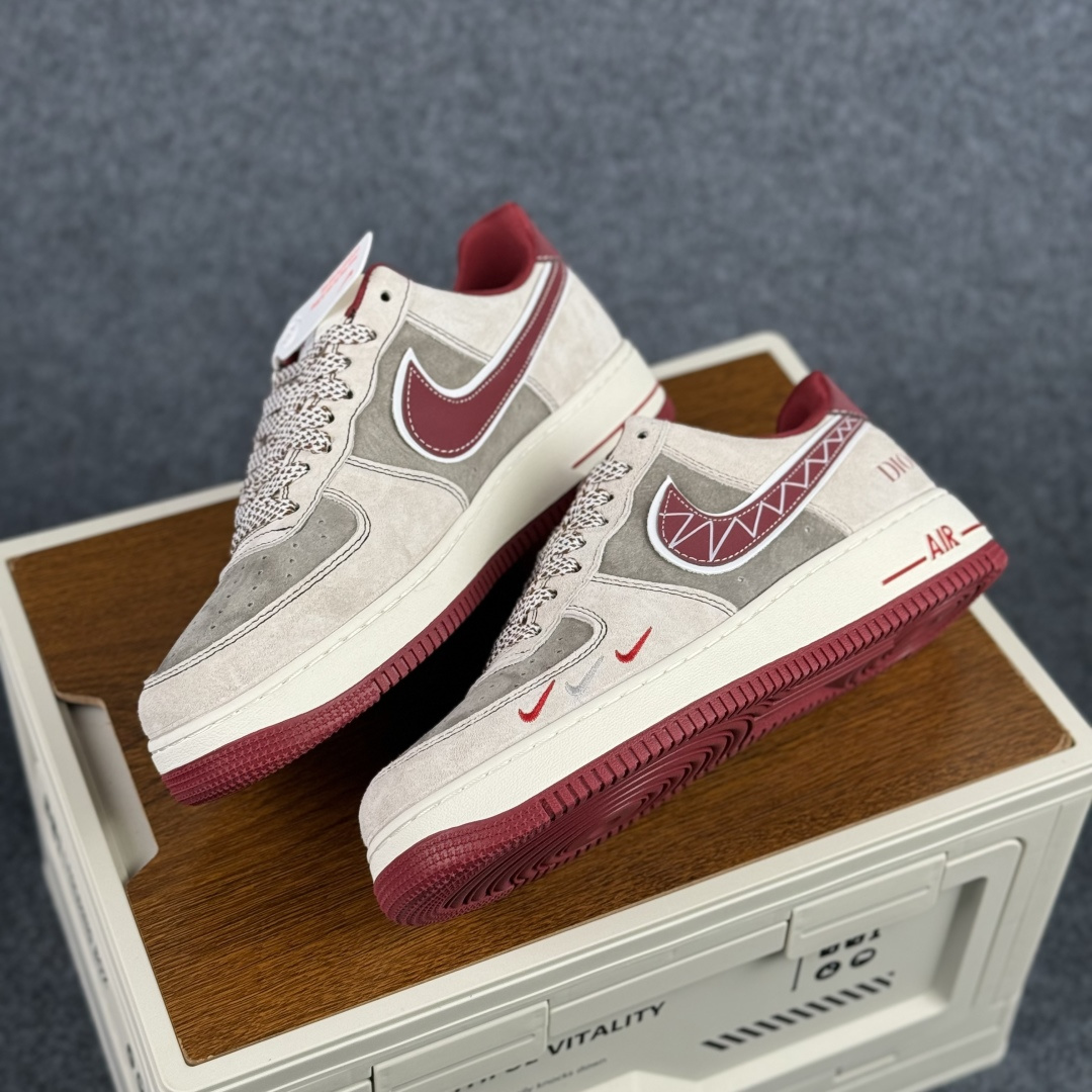 260 Nike Air Force 1'07 Low 联名款 空军一号低帮休闲板鞋 SY1388-028-Chinese UA Cheap High Quatity Brand Clothes Bags handbags Sneakers wholesale wholesaler seller from China Factory suppliers Fashion Clothing Shoes best Quality Beautiful Price 260 Nike Air Force 1'07 Low 联名款 空军一号低帮休闲板鞋 SY1388-028