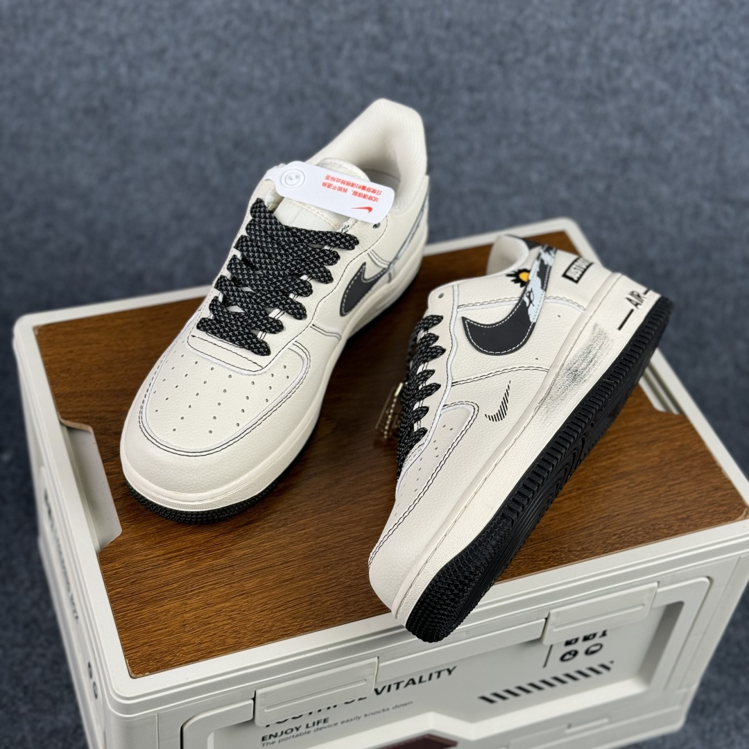 260 Nike Air Force 1'07 Low 权志龙联名 雏菊米黑勾 空军一号低帮休闲板鞋 XY2025-003