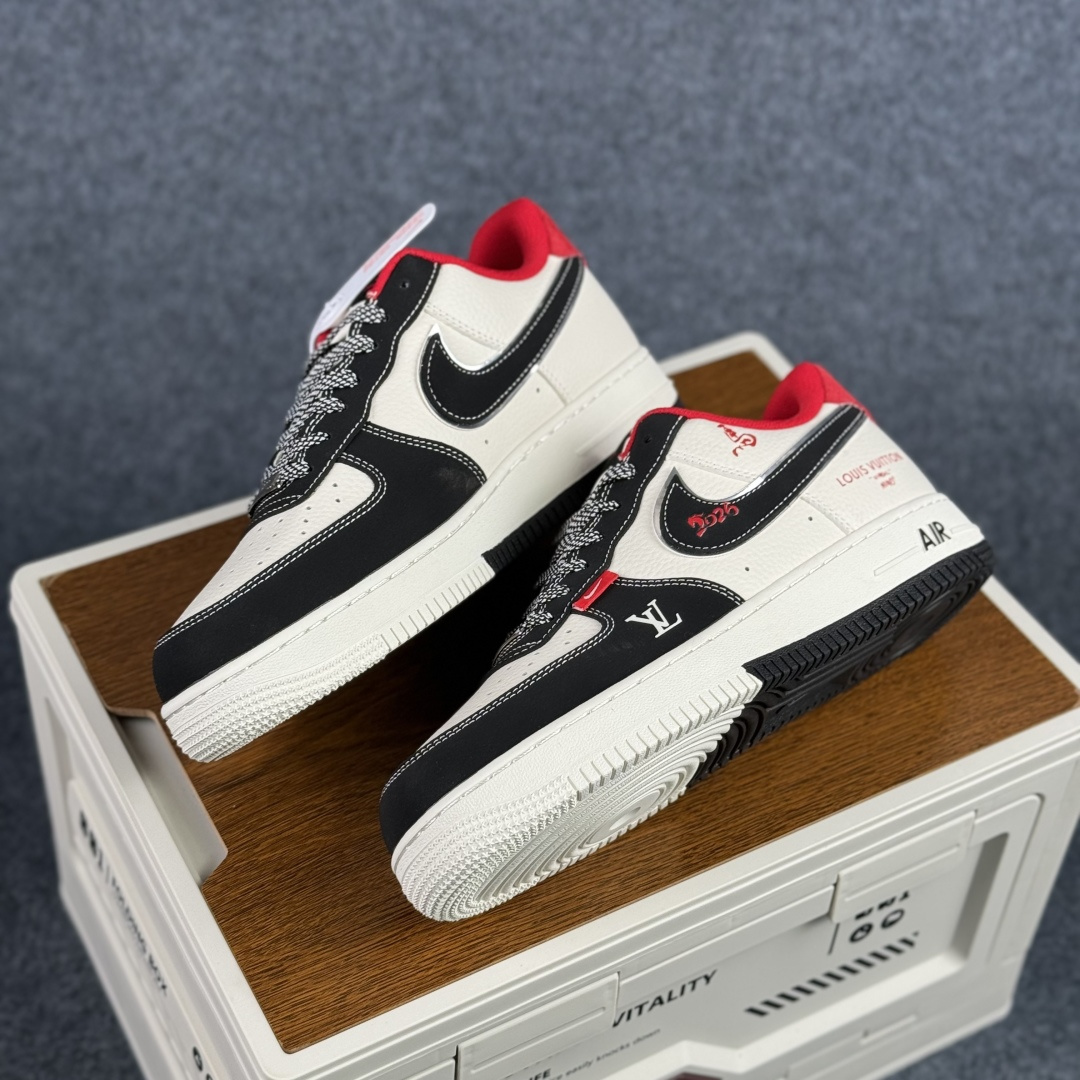 260 NIke Air Force 1 ‘07 Low 马年限定 LV联名 空军一号 低帮 运动鞋 休闲鞋 CS5288-722-Chinese UA Cheap High Quatity Brand Clothes Bags handbags Sneakers wholesale wholesaler seller from China Factory suppliers Fashion Clothing Shoes best Quality Beautiful Price 260 NIke Air Force 1 ‘07 Low 马年限定 LV联名 空军一号 低帮 运动鞋 休闲鞋 CS5288-722