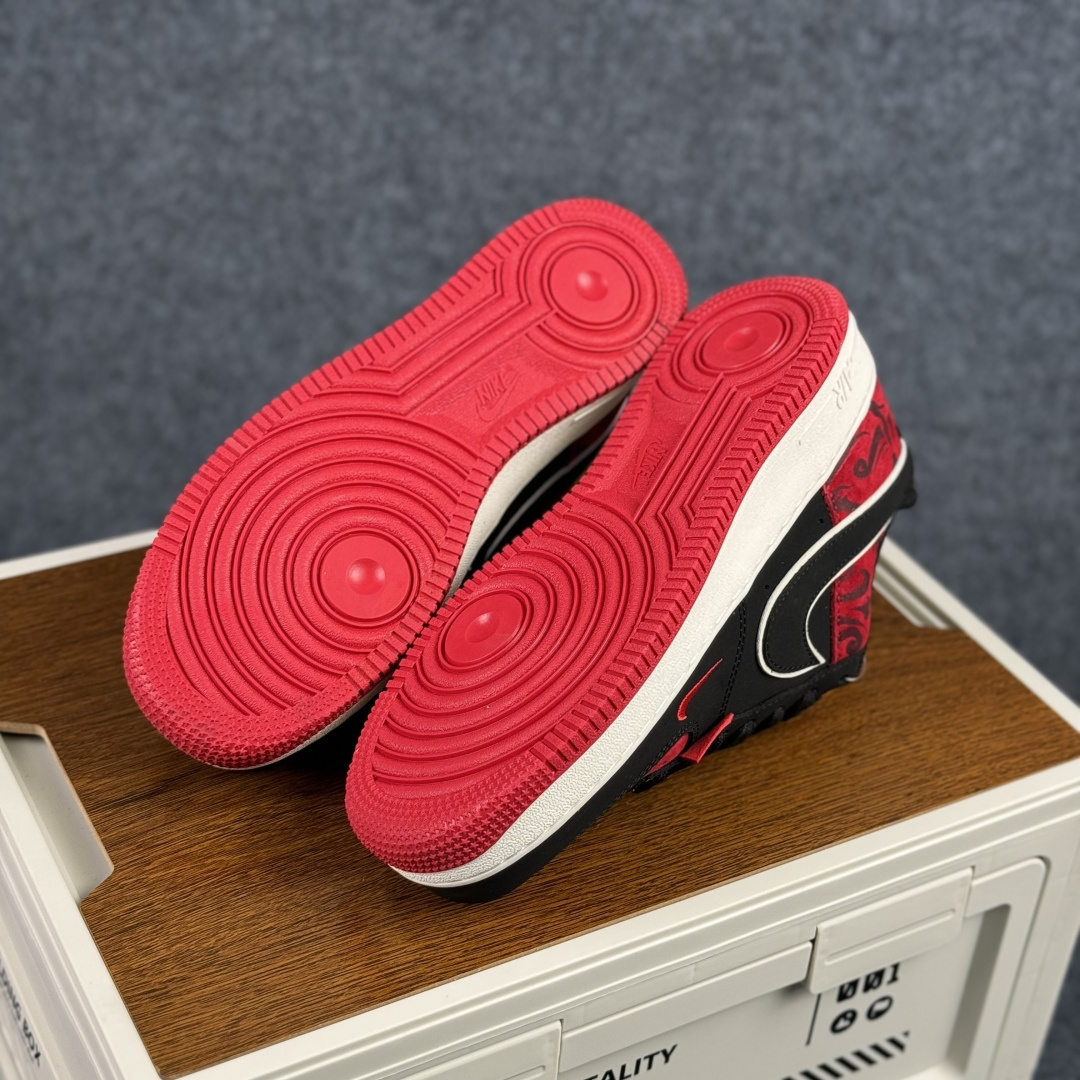 260 NIke Air Force 1 ‘07 Low 马年限定 空军一号 低帮 运动鞋 休闲鞋 XD6188-057