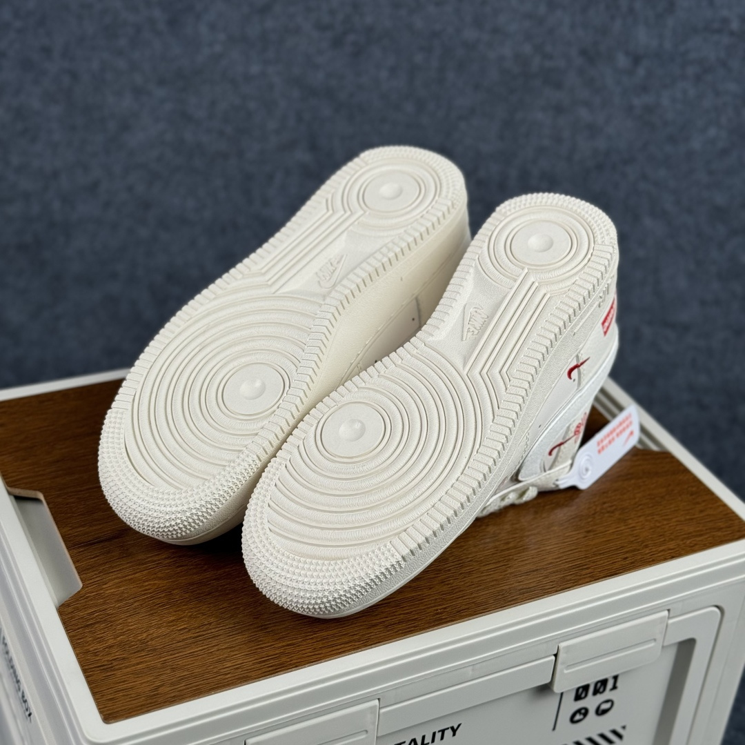 260 NIke Air Force 1 ‘07 Low 马年限定 斯图西联名 空军一号 低帮 运动鞋 休闲鞋 QY6878-605-Chinese UA Cheap High Quatity Brand Clothes Bags handbags Sneakers wholesale wholesaler seller from China Factory suppliers Fashion Clothing Shoes best Quality Beautiful Price 260 NIke Air Force 1 ‘07 Low 马年限定 斯图西联名 空军一号 低帮 运动鞋 休闲鞋 QY6878-605