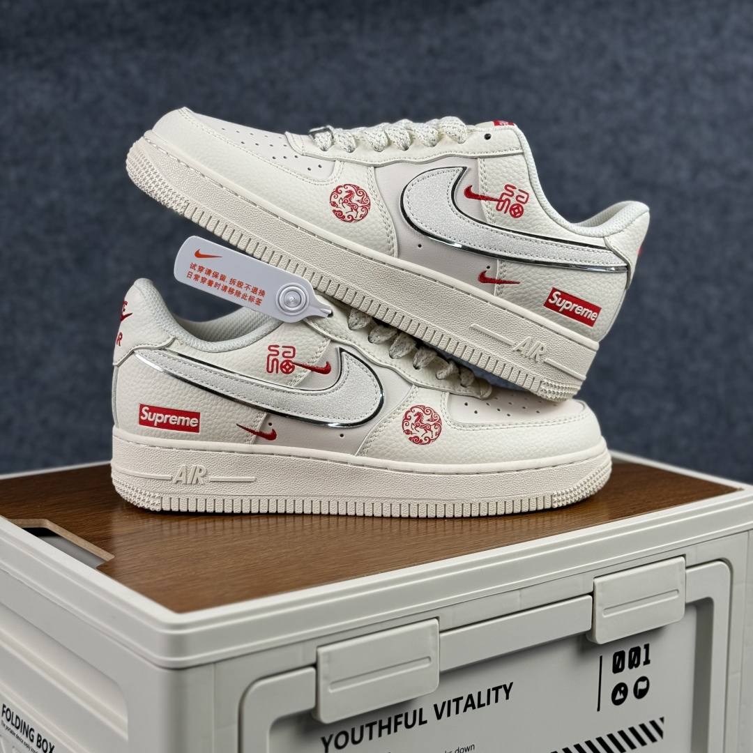 260 NIke Air Force 1 ‘07 Low 马年限定 斯图西联名 空军一号 低帮 运动鞋 休闲鞋 QY6878-605-Chinese UA Cheap High Quatity Brand Clothes Bags handbags Sneakers wholesale wholesaler seller from China Factory suppliers Fashion Clothing Shoes best Quality Beautiful Price 260 NIke Air Force 1 ‘07 Low 马年限定 斯图西联名 空军一号 低帮 运动鞋 休闲鞋 QY6878-605